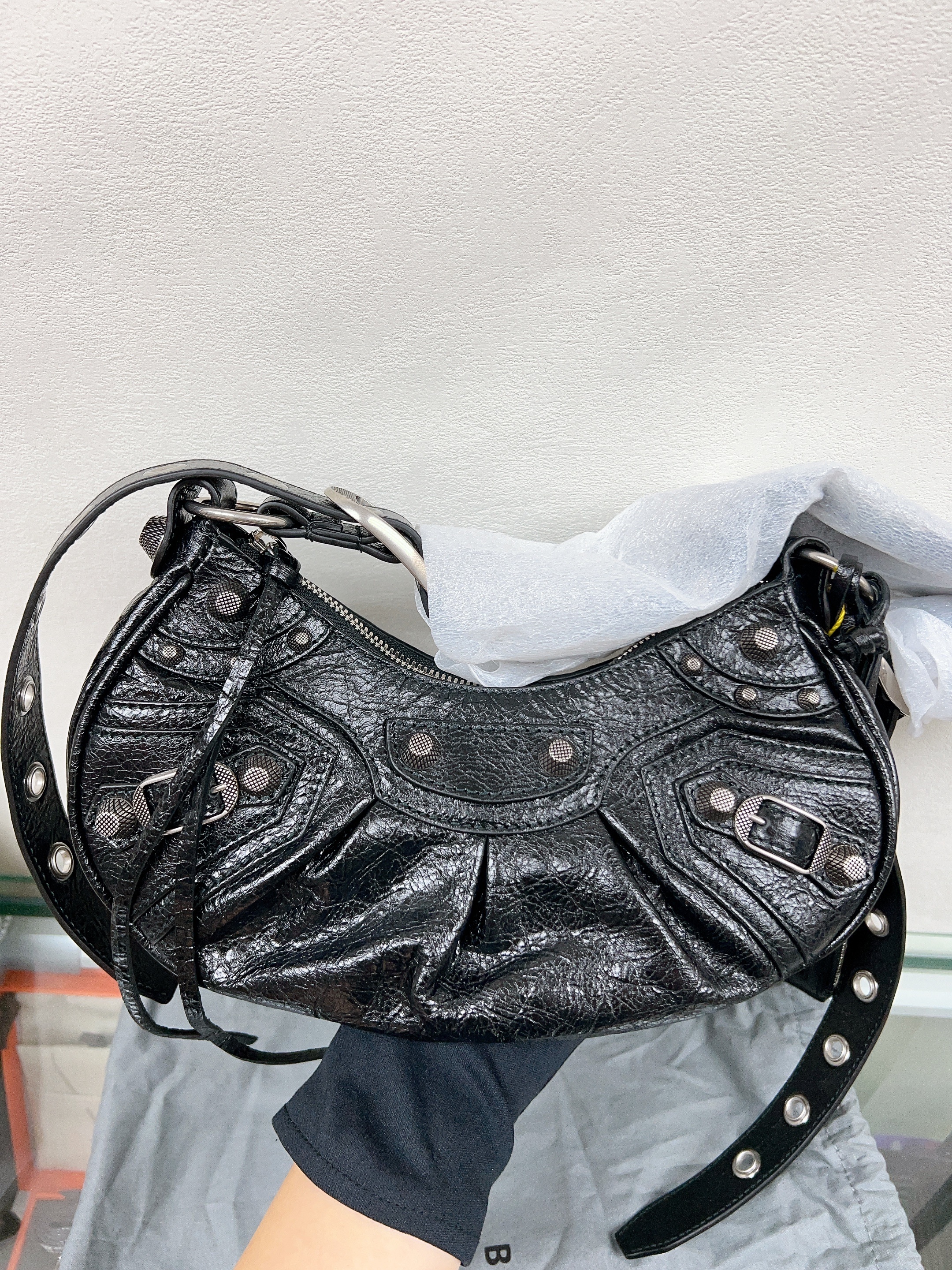 *Unused* Balenciaga le cagole xs black