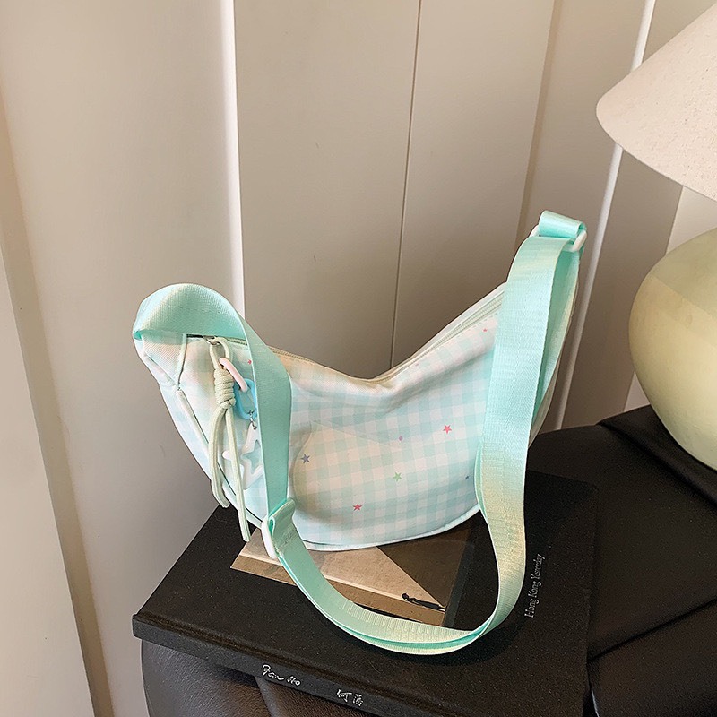 簡約格子斜跨包