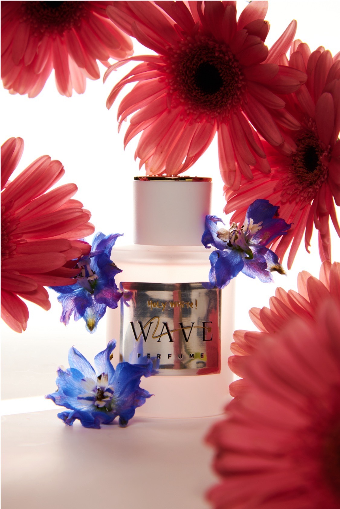 HoLY WHiTe超激白全效乳液｜奇蹟油｜沐浴露｜ 水蓮花香精