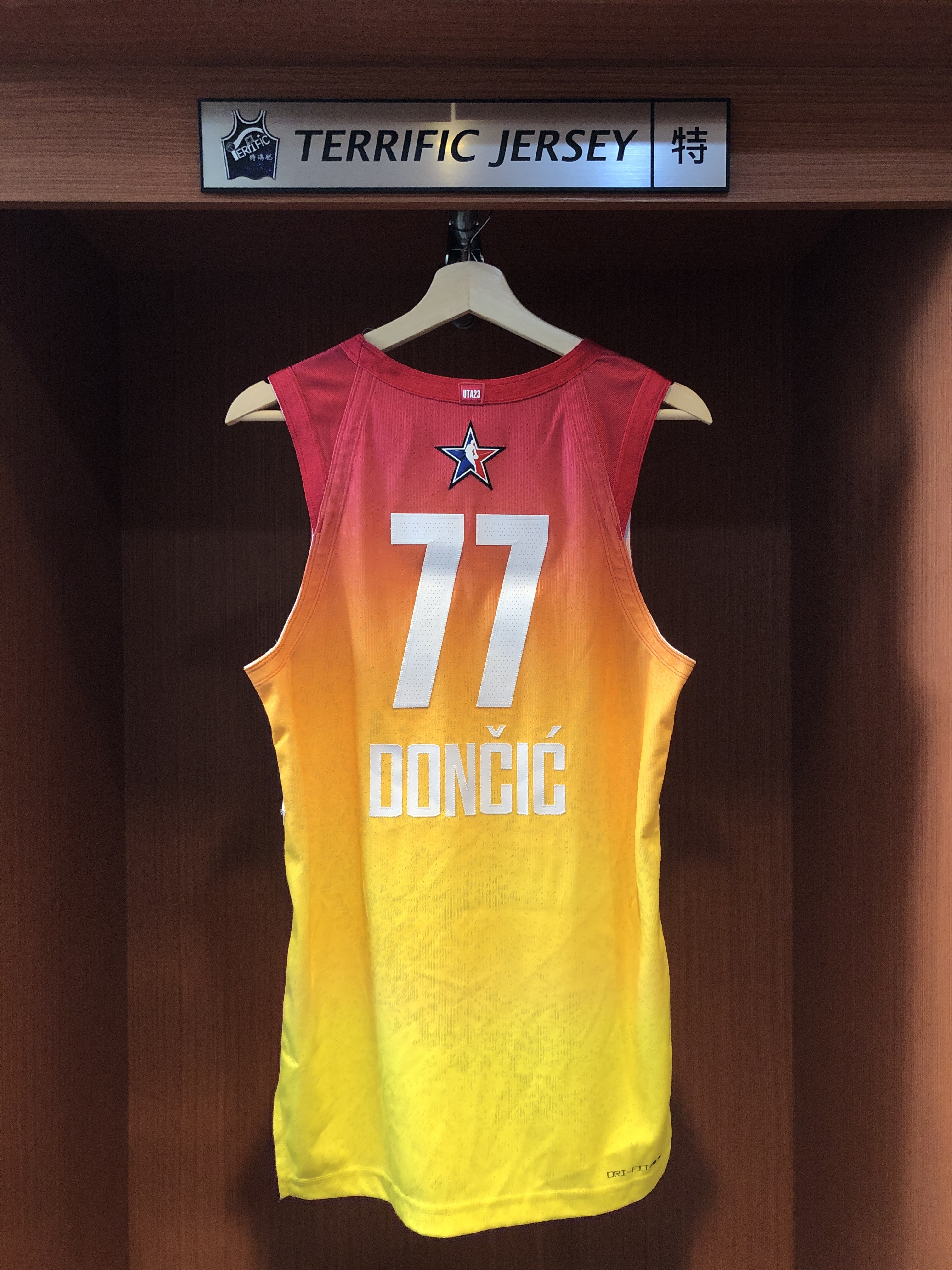 NBA球衣 Luka Doncic 22-23 明星賽 橘黃 All Star Jordan Authentic 球員版 電繡 全新