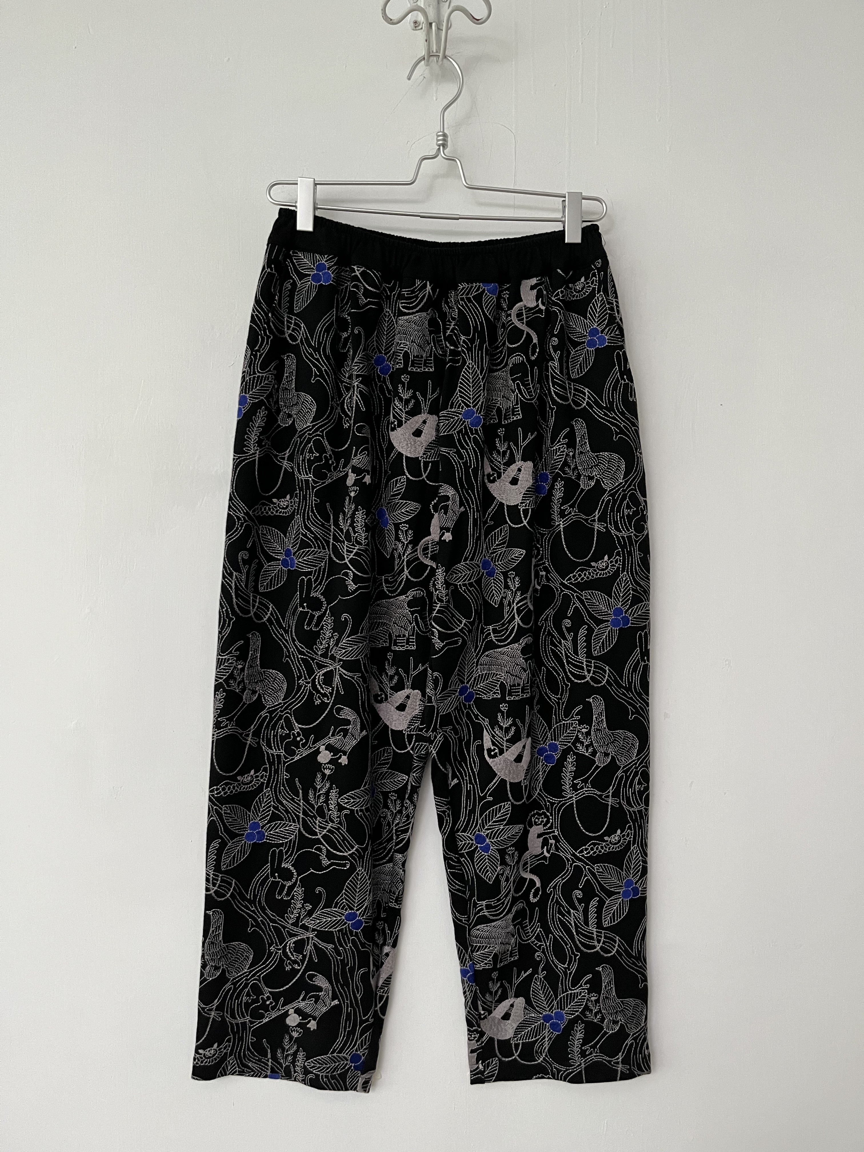 黑色刺繡全橡筋褲