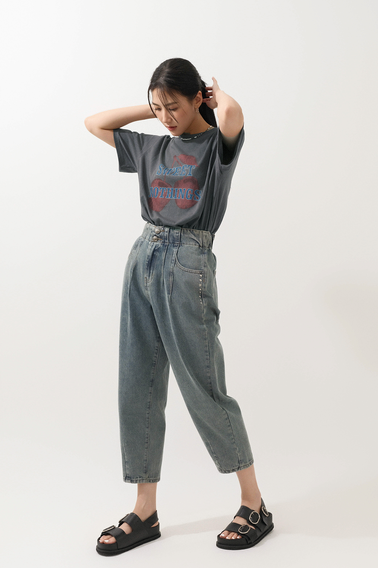 SWEET NOTHINGS車厘子圖案tee (現貨款式）