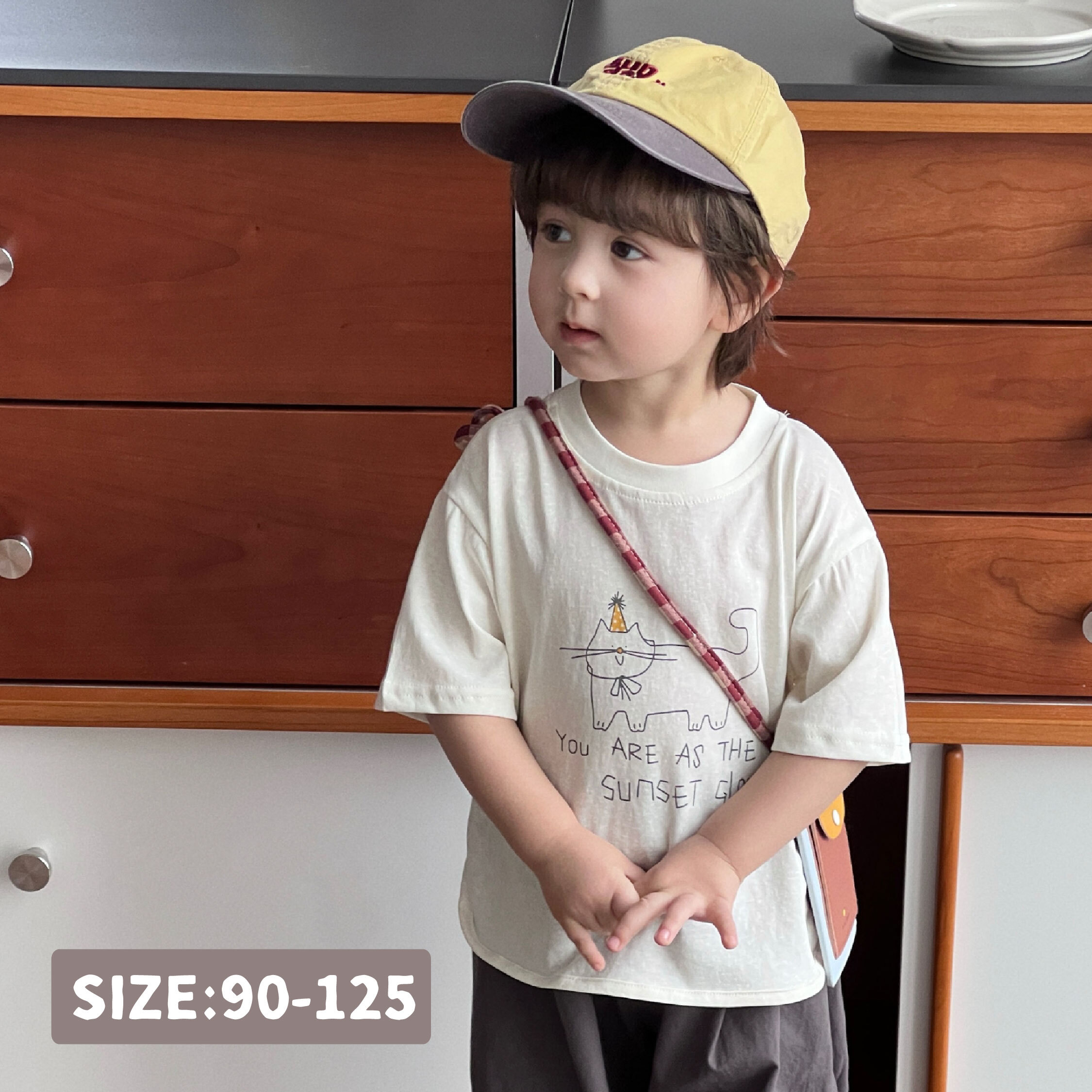 【H50567】手繪貓貓前短後長設計上衣/短T