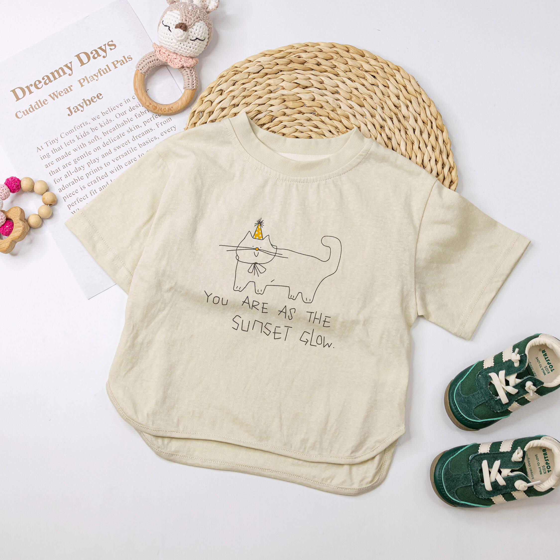 【H50567】手繪貓貓前短後長設計上衣/短T