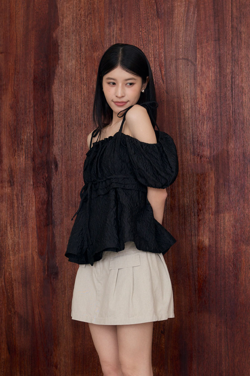 縐縐公主袖綁帶上衣