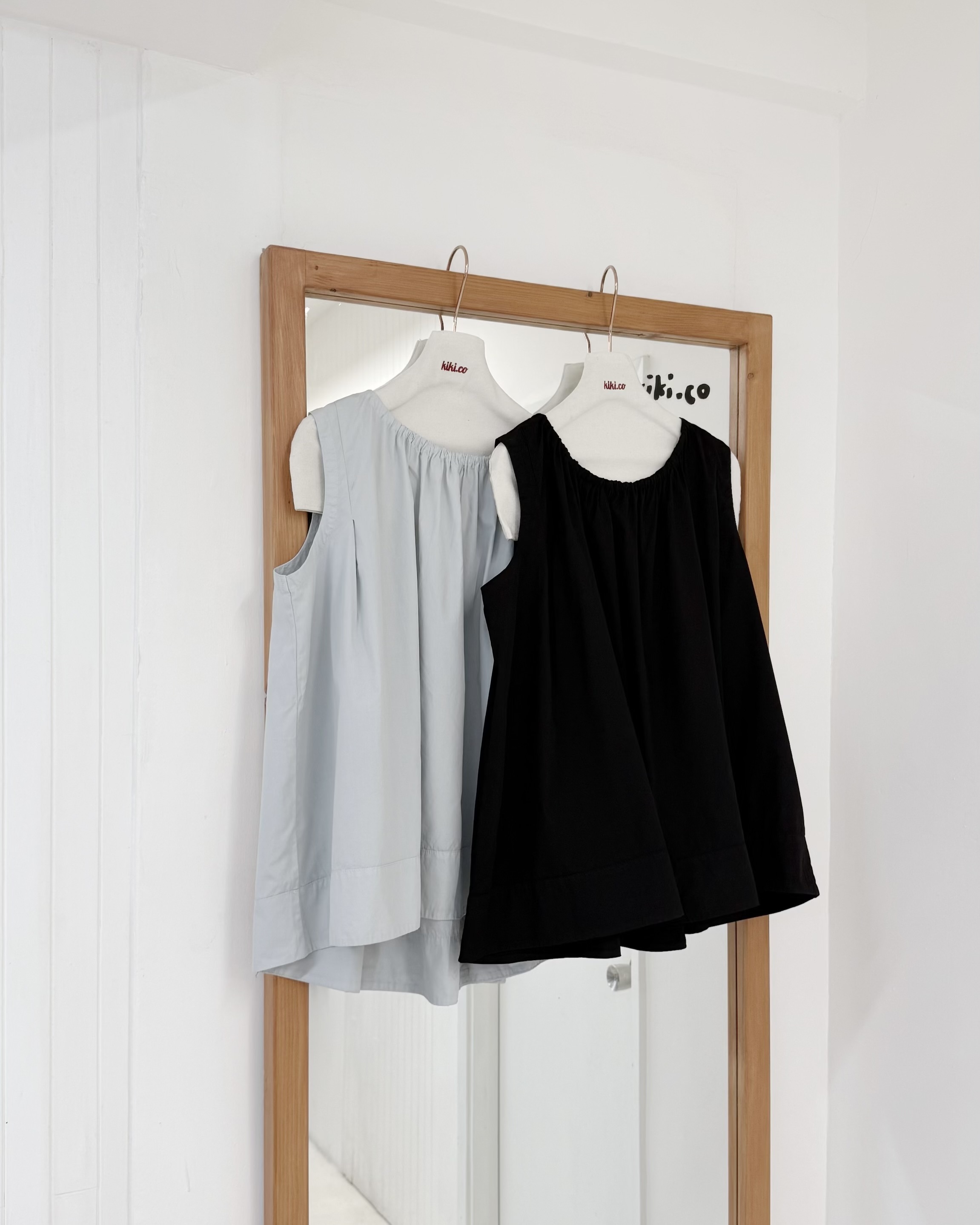 抽繩領粗包邊背心