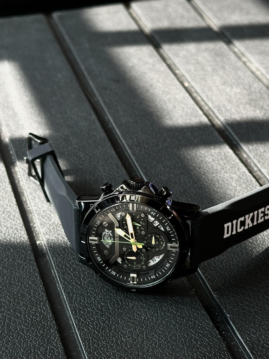 DICKIES 三眼計時 石英腕錶 旋風黑