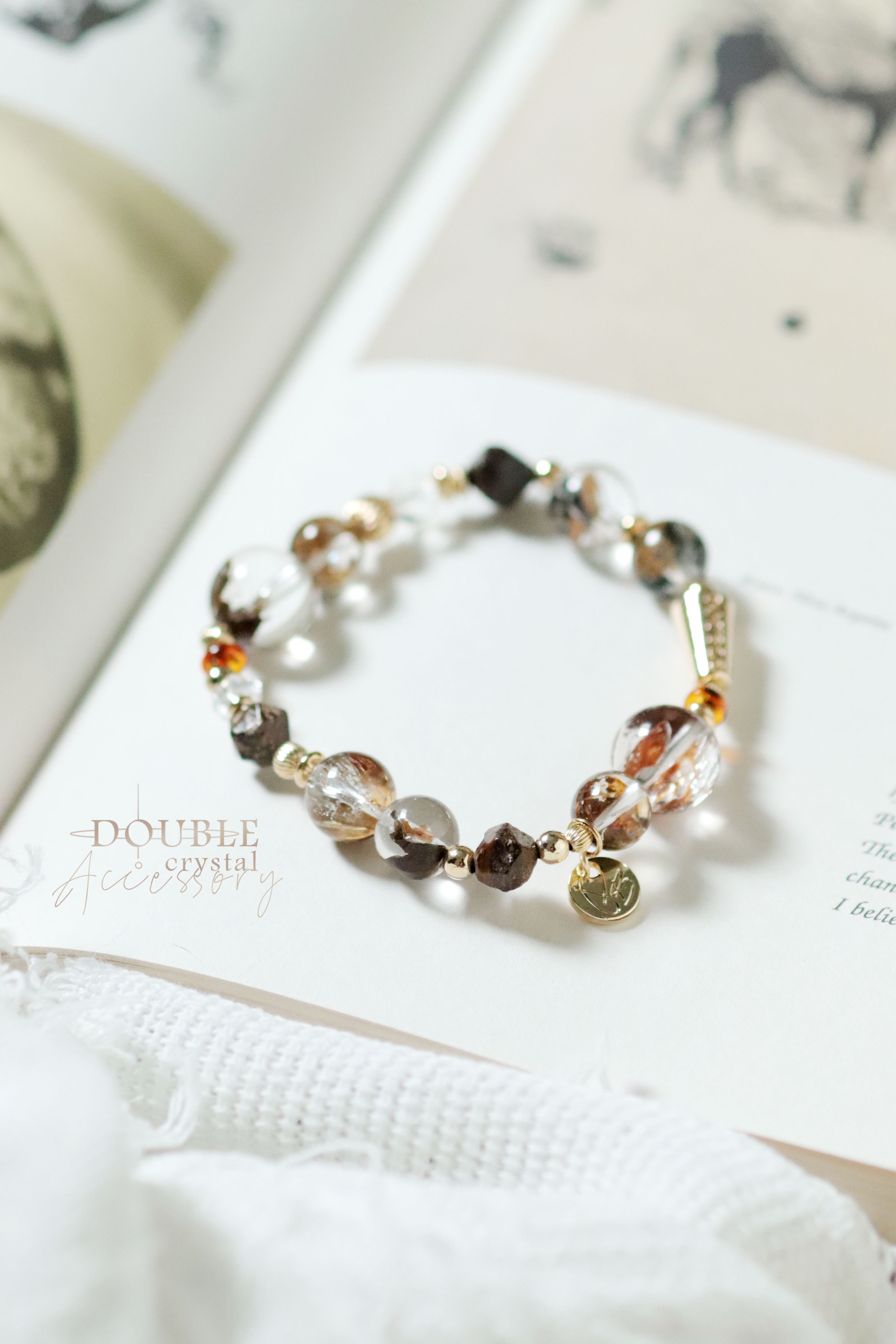 荒野裡盛開：紅泥骸骨閃靈．古銅輝石．血珀