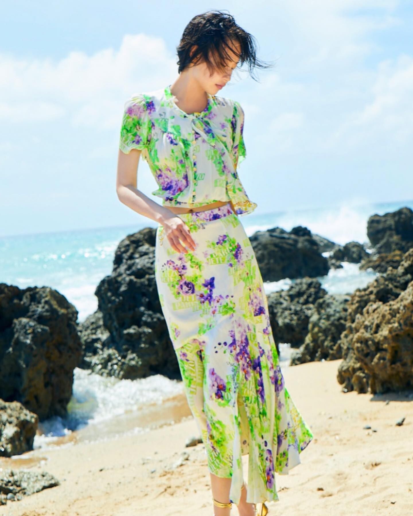 BC1EB039A1 浪漫農夫-浪漫紫花旅行LOGO仿絲衫