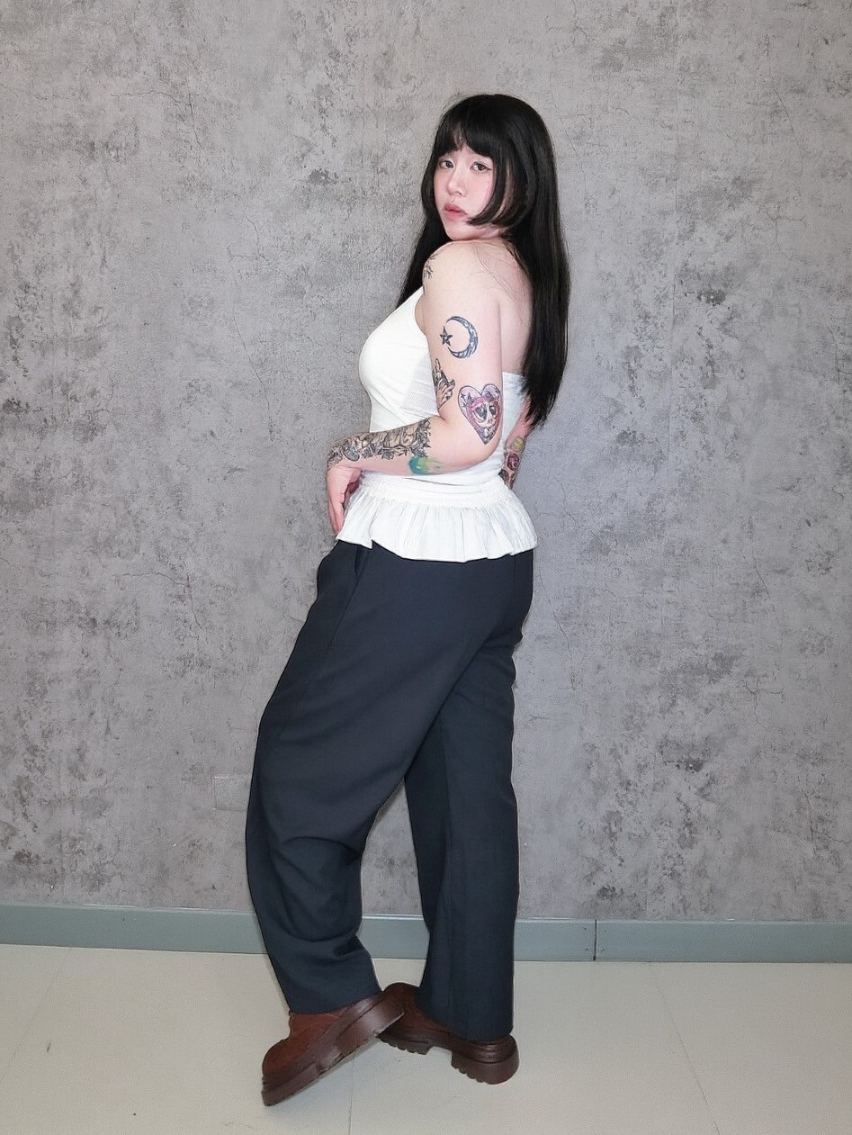 西裝寬褲拼接小花邊