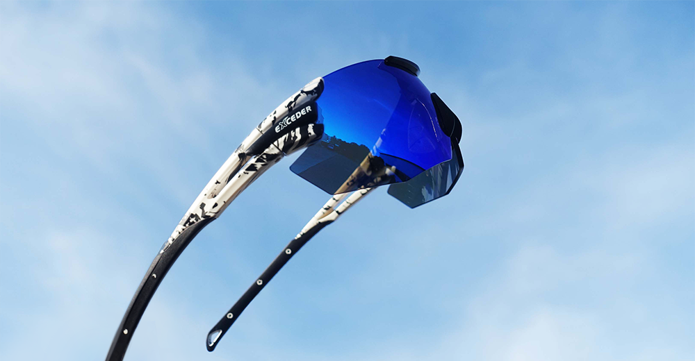 藍色鏡片運動眼鏡