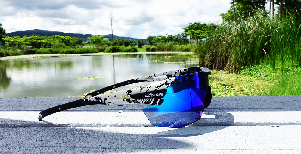 可調整鼻墊運動太陽眼鏡