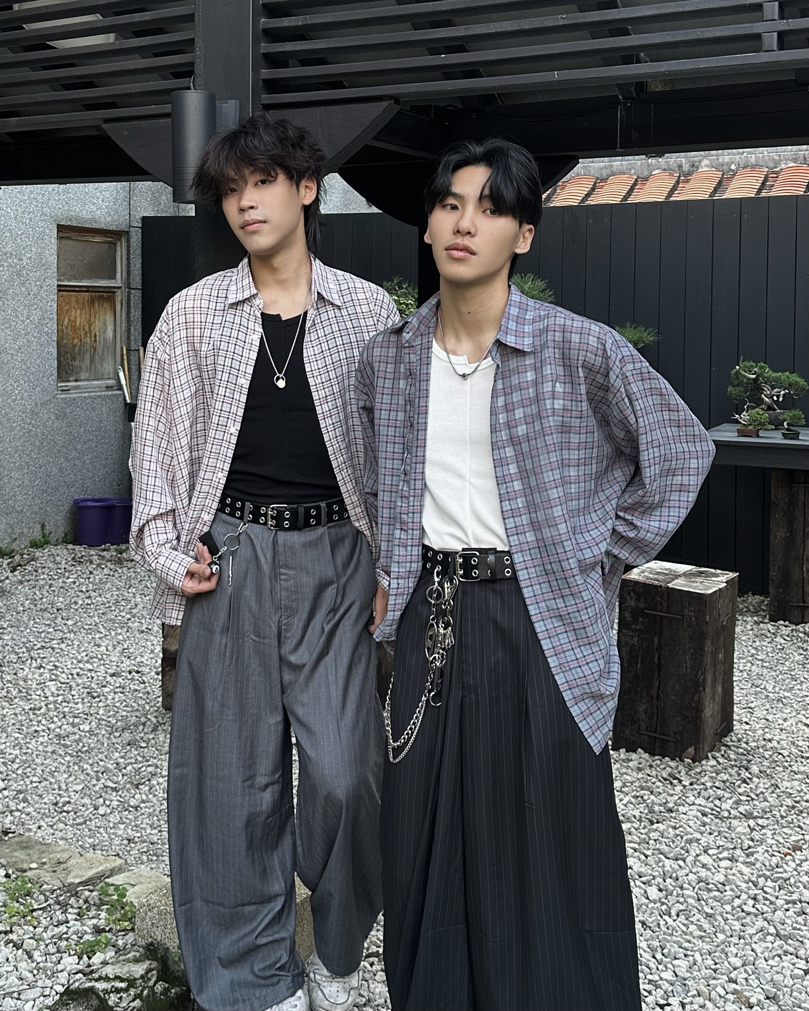 𝐇·𝐓·𝐒 韓國 微醺浪漫 復古格紋 撞色 線條 夏日外搭 寬鬆 長袖 襯衫