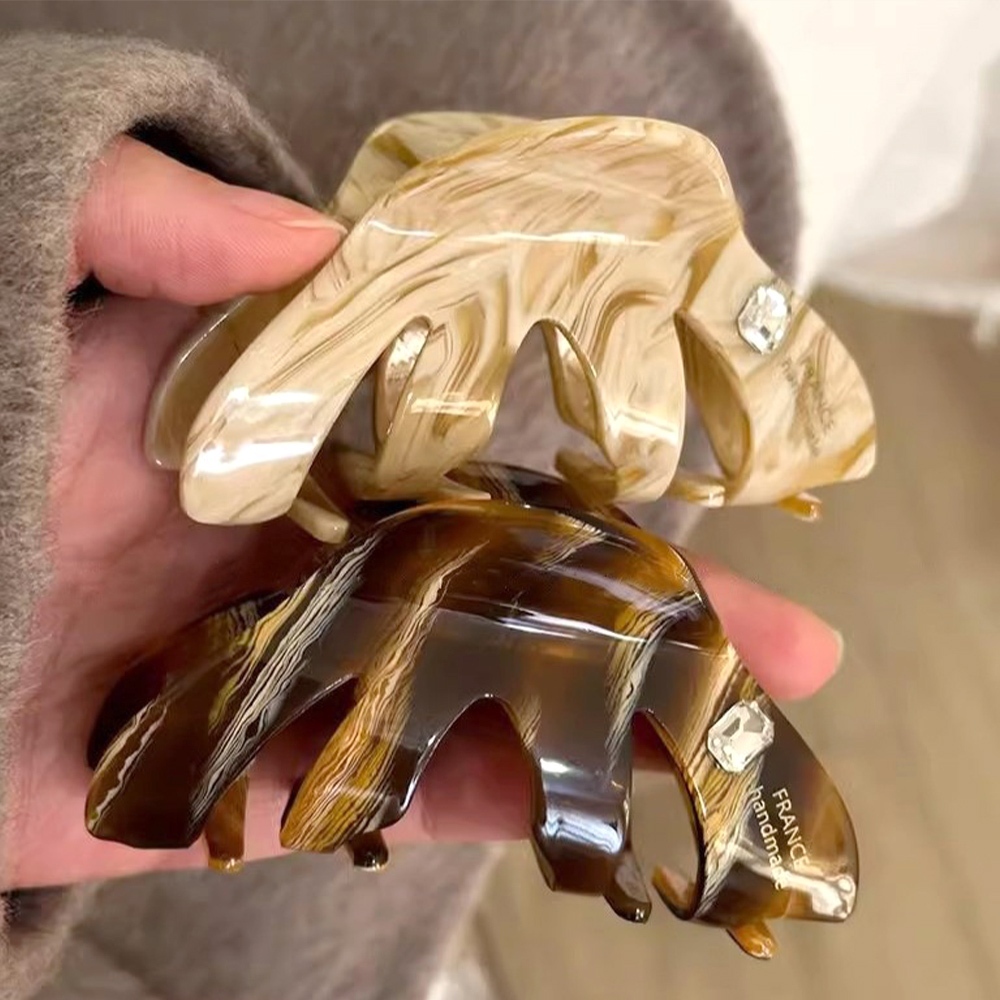 鯊魚夾 盤髮夾 頭飾 小號 女生髮飾 氣質夾子 髮飾 抓夾 醋酸髮夾 八字抓夾 後腦勺夾 夾子 韓式髮夾 慵懶風 110