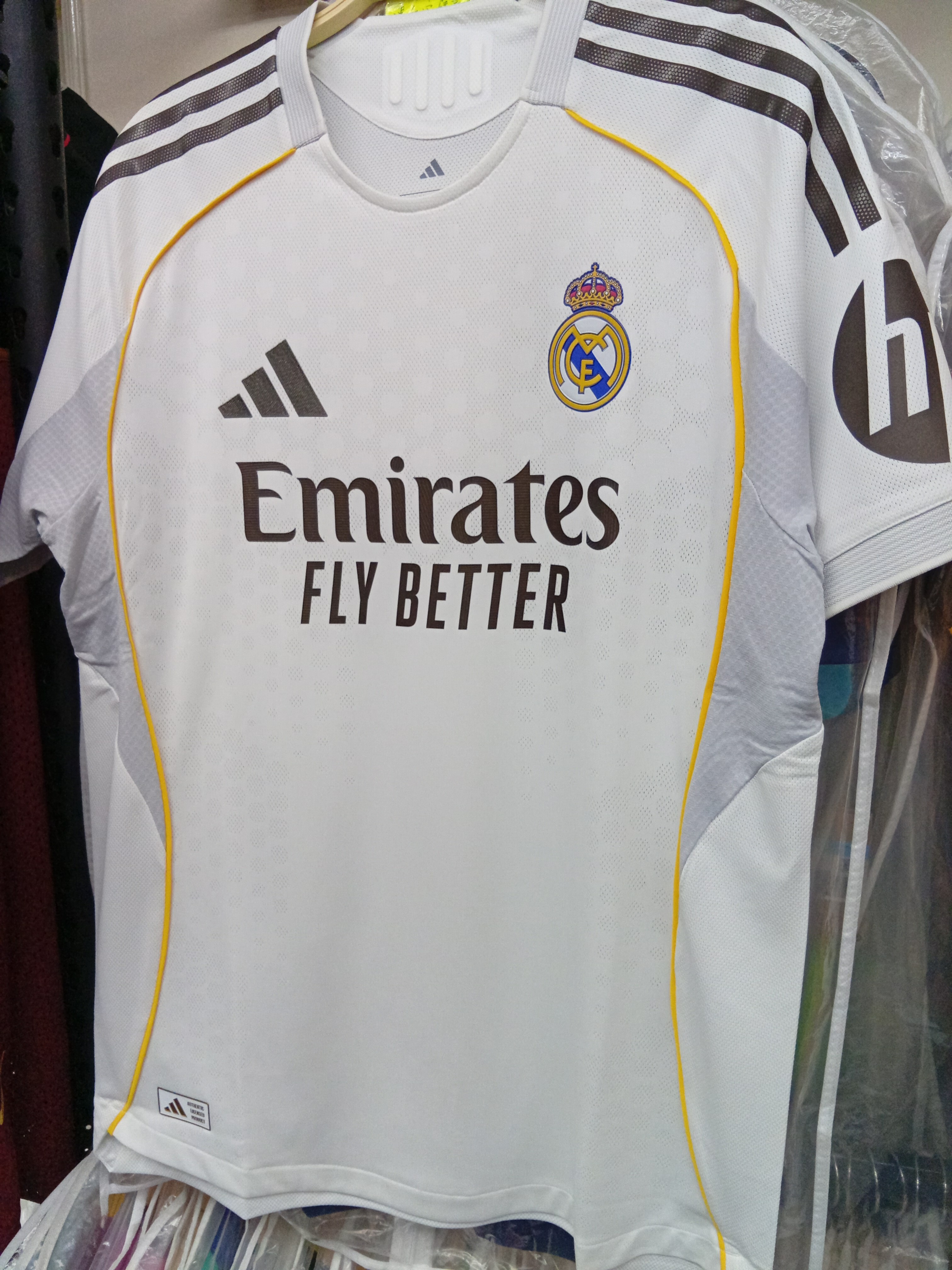 25-26皇家馬德里主場球員版球衣