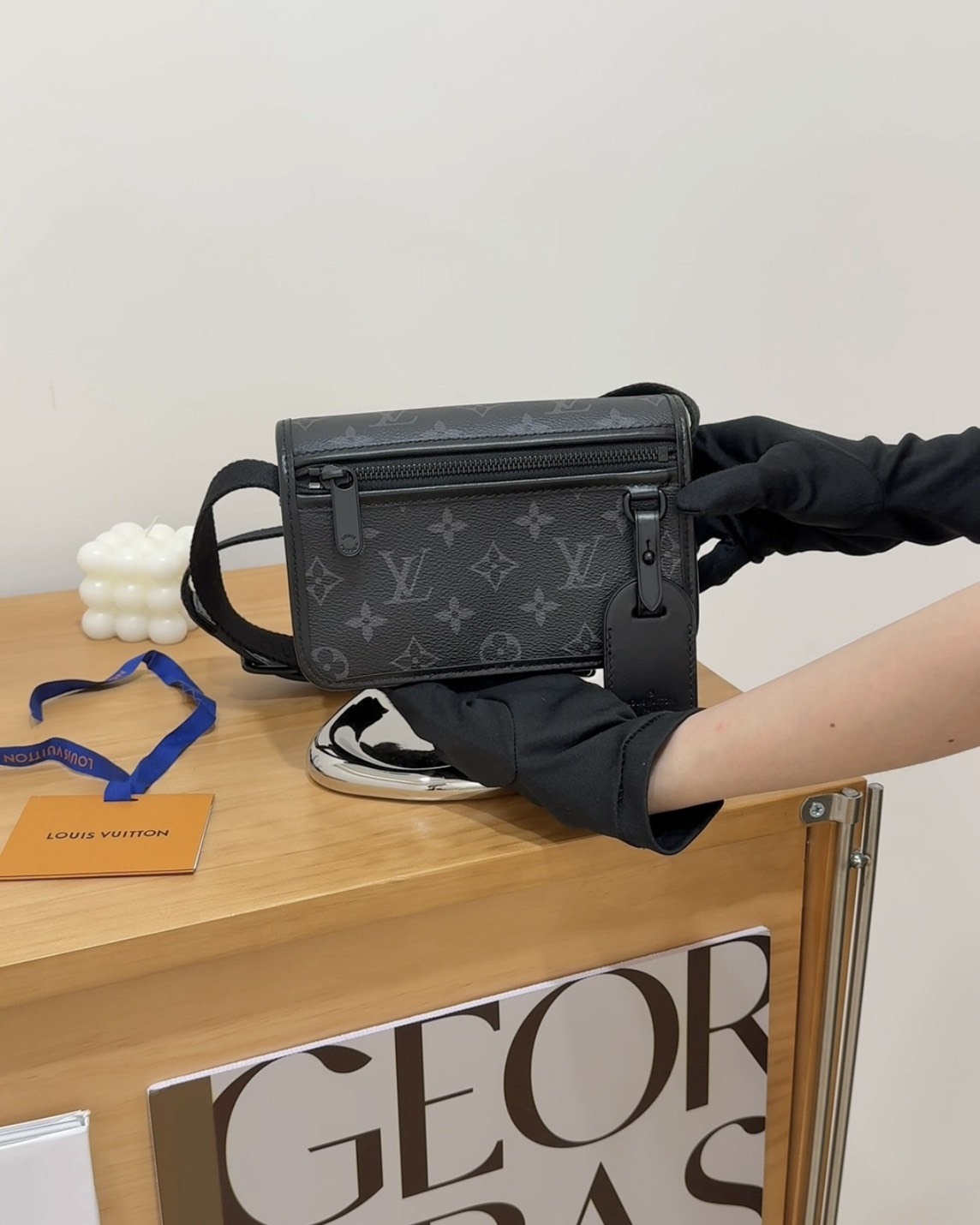 LV｜BOSPHORE 可穿戴式錢包 顏色:Eclipse M12599