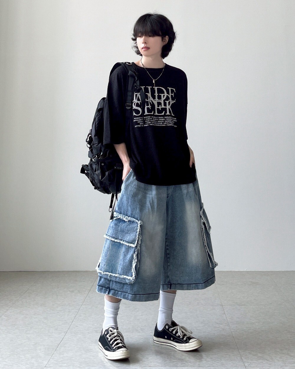 刷舊抽鬚 牛仔七分褲