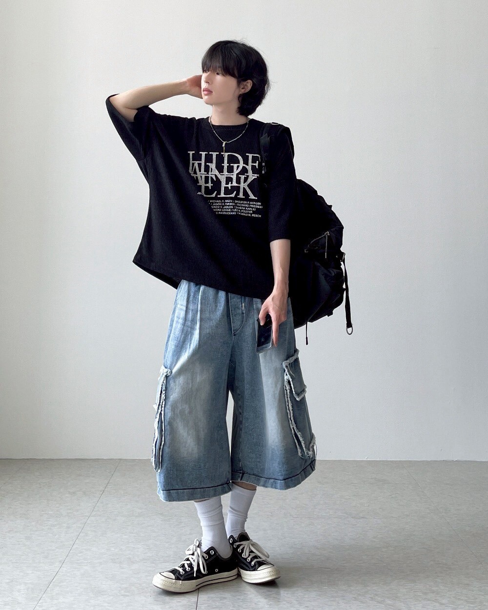 刷舊抽鬚 牛仔七分褲