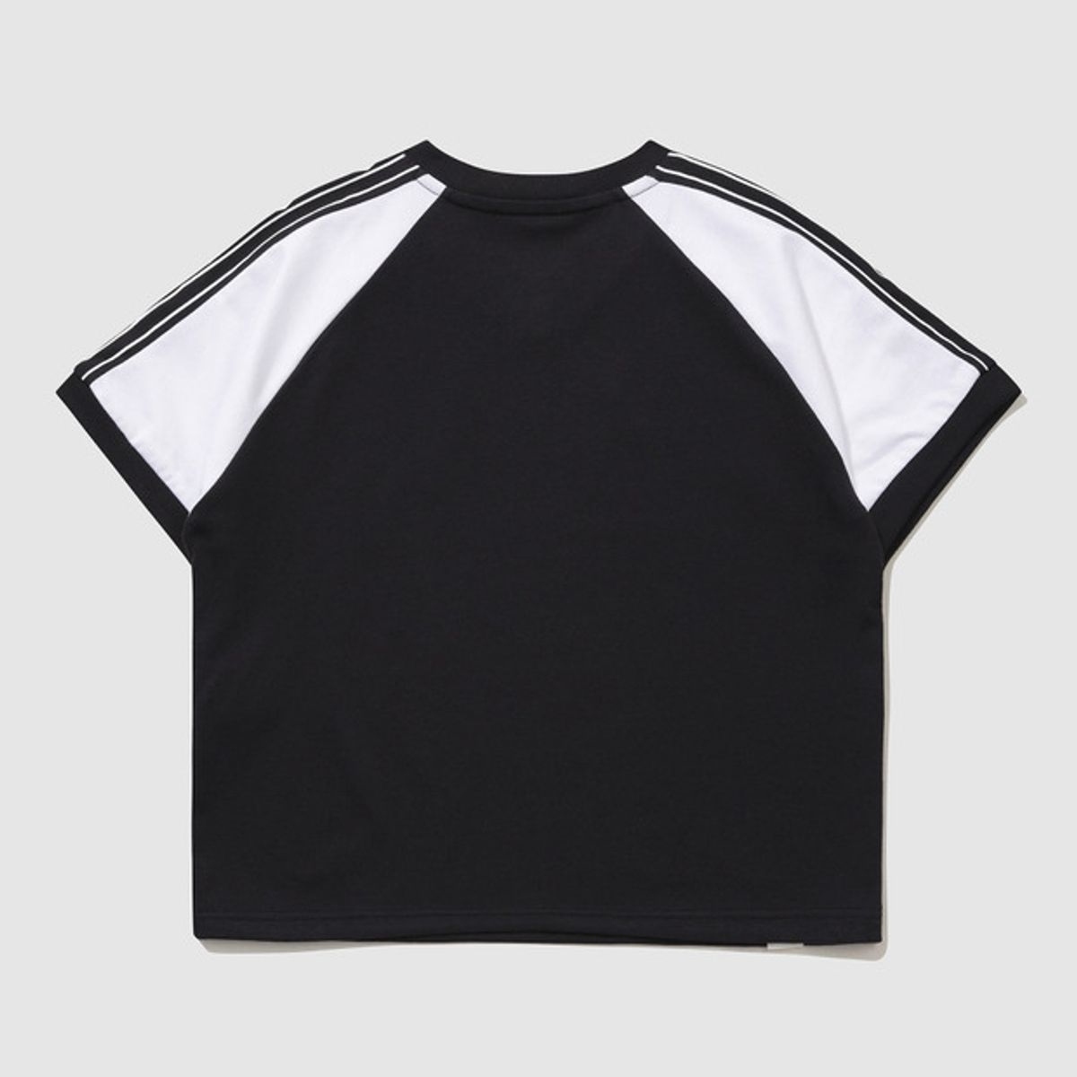 【代購】UMBRO HBL OG Side-diamond 女 V領 短袖 短T UQ322CRS81