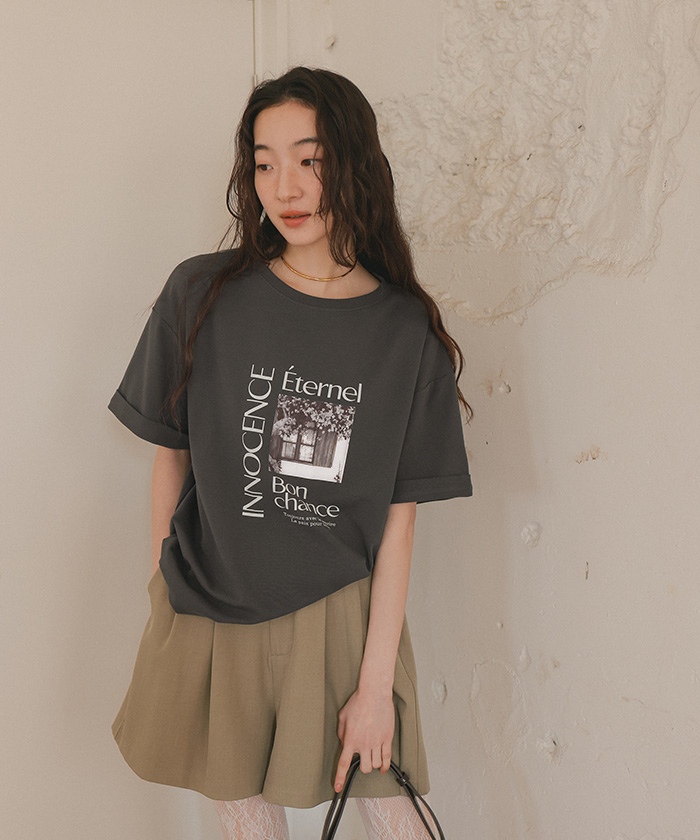 titivate フォトプリントTシャツ炭灰2 M號（AFXT0356）