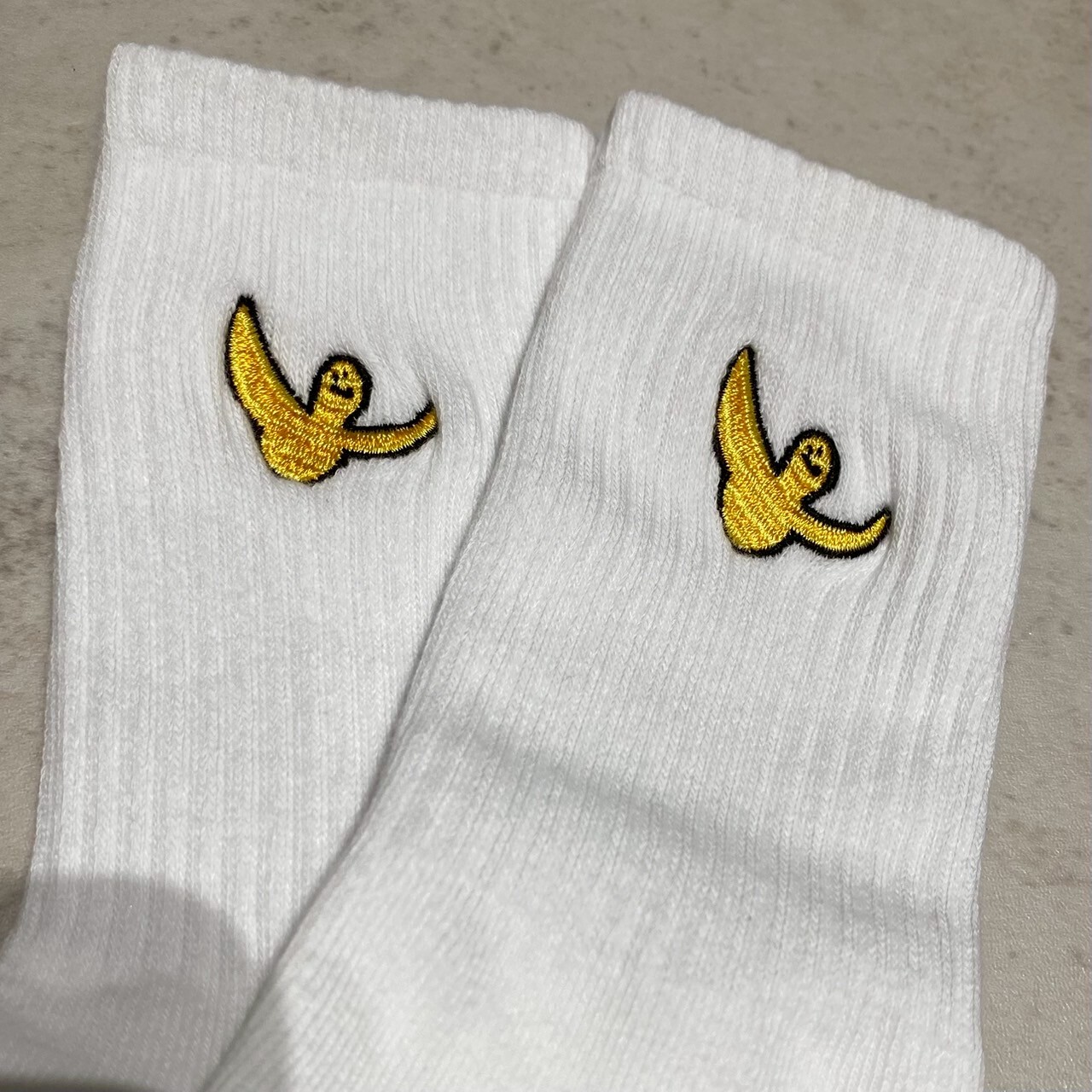 Mark Gonzales MG 小飛人天使刺繡長襪 白色 三入組  Z255ASO100