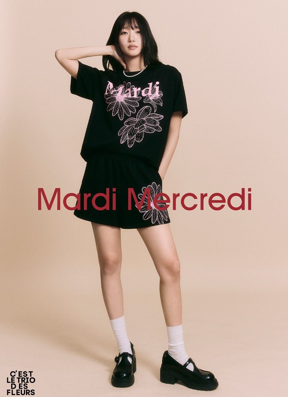 Mardi Mercredi 三朵花落肩寬鬆短袖T恤 –黑粉