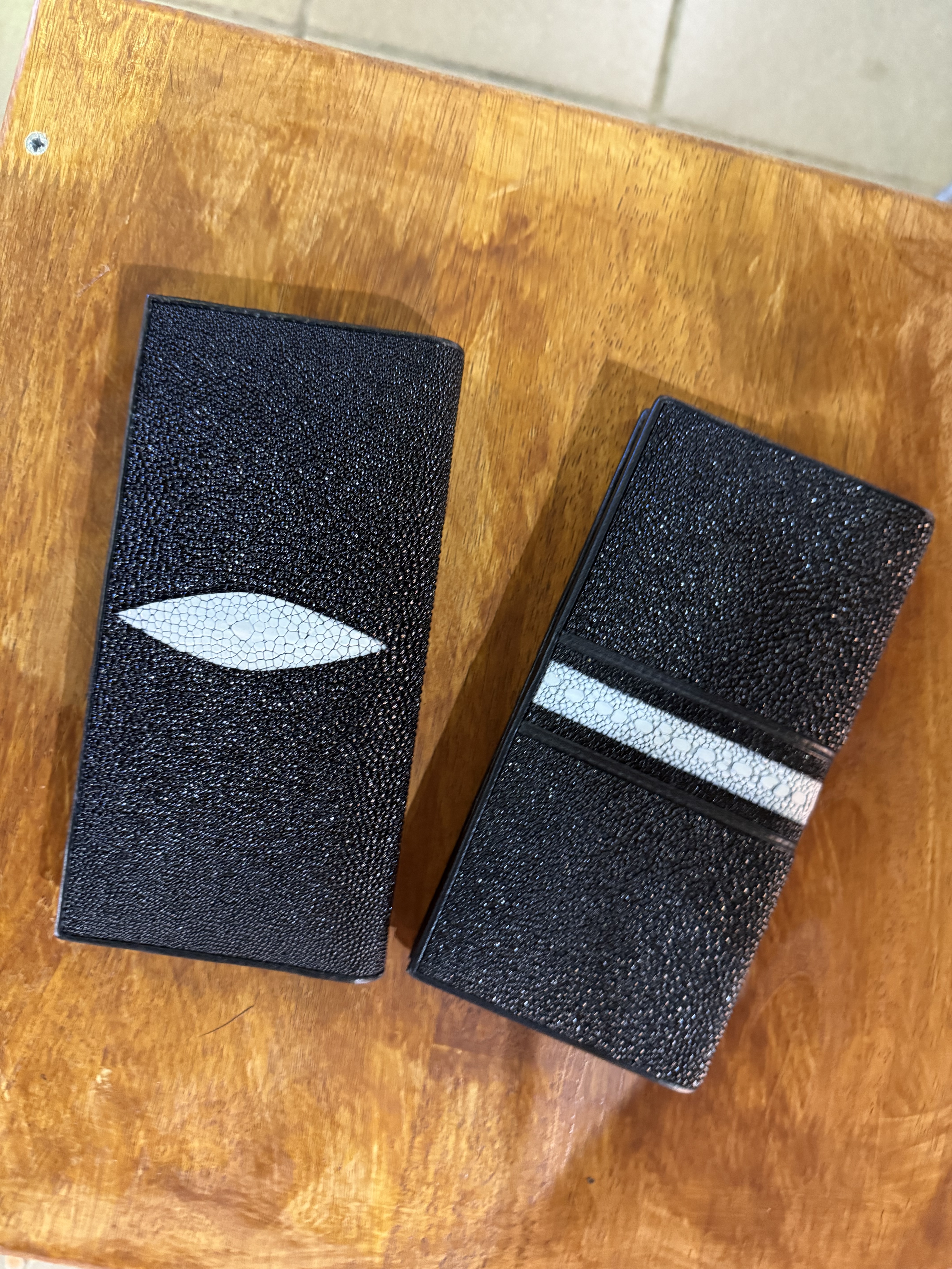 泰國 魔鬼魚皮銀包（T6 T771）