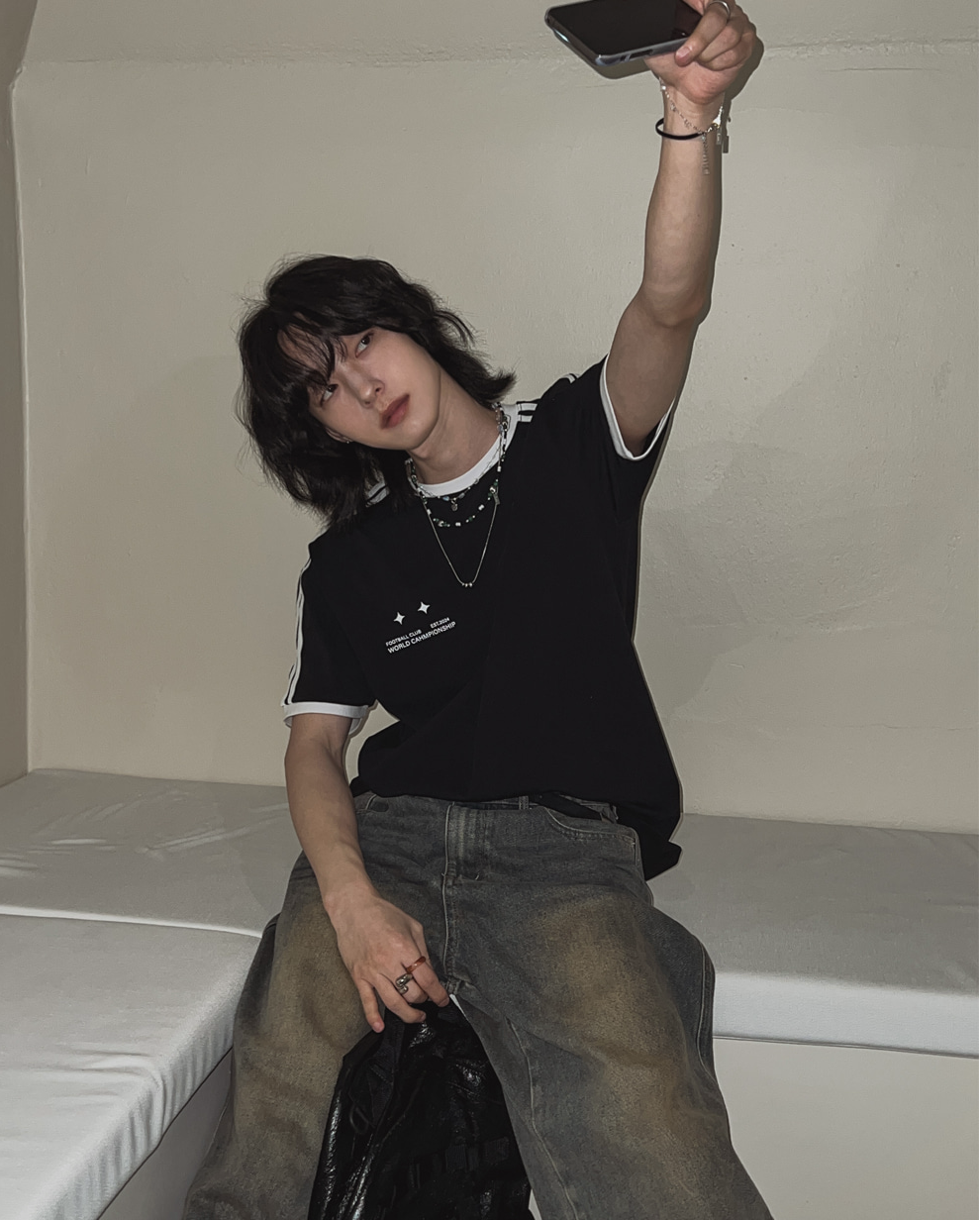 韓國 2 PLAN足球運動線條短袖上衣