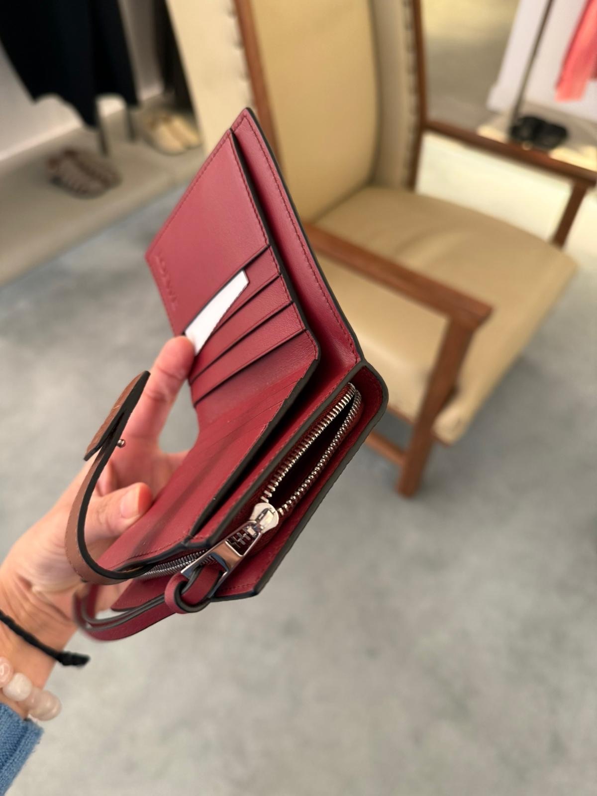 Loewe Compact Act Zip Wallet Light Caramel