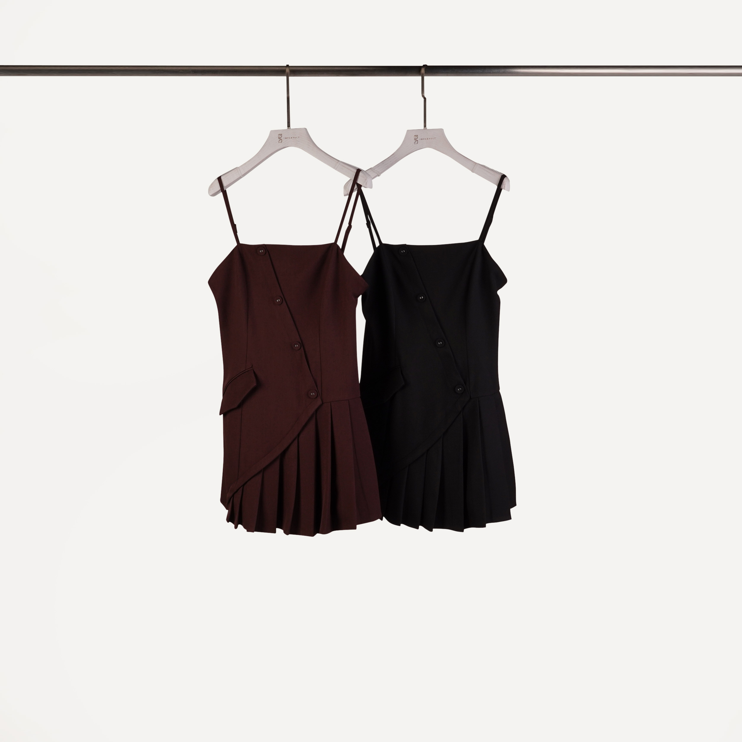 設計感拼接百褶吊帶洋 | 2色