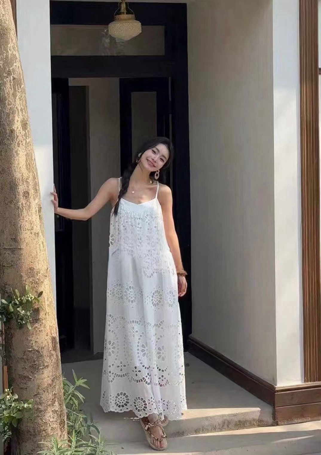 1953 刺繡挖空鏤空綁帶長洋