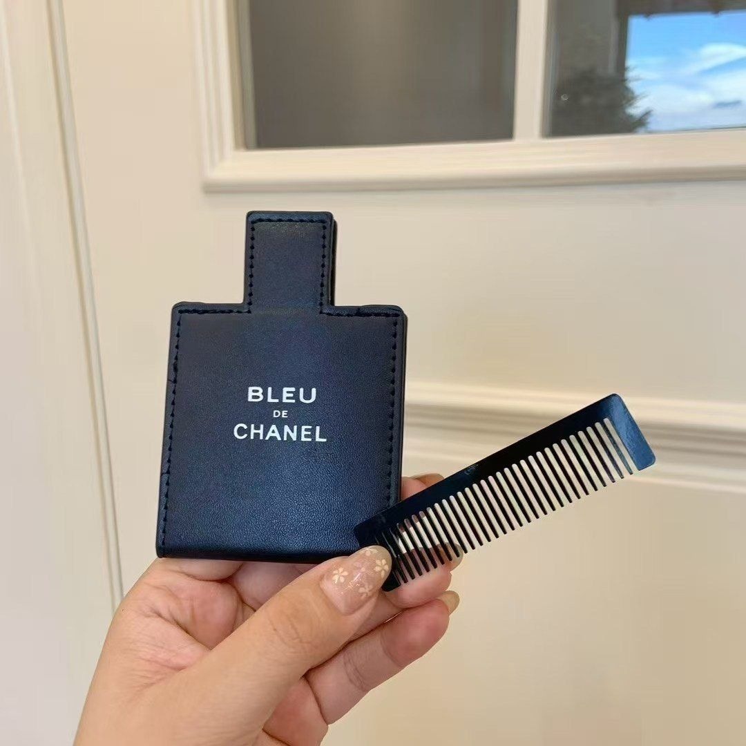 CHANEL BLEU 蔚藍香水滿額贈品鏡梳