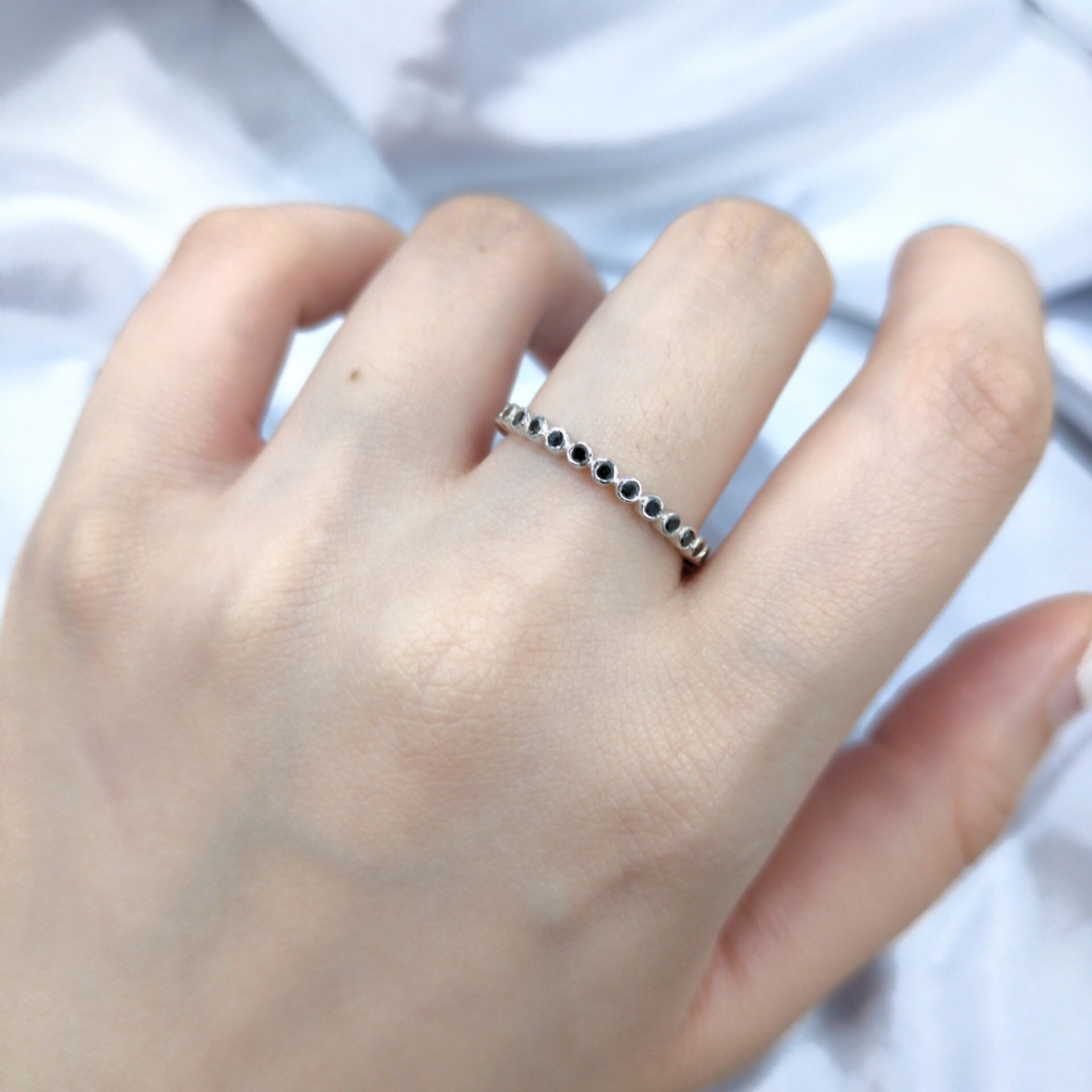 全新18K白金42份黑鑽石全圈戒指