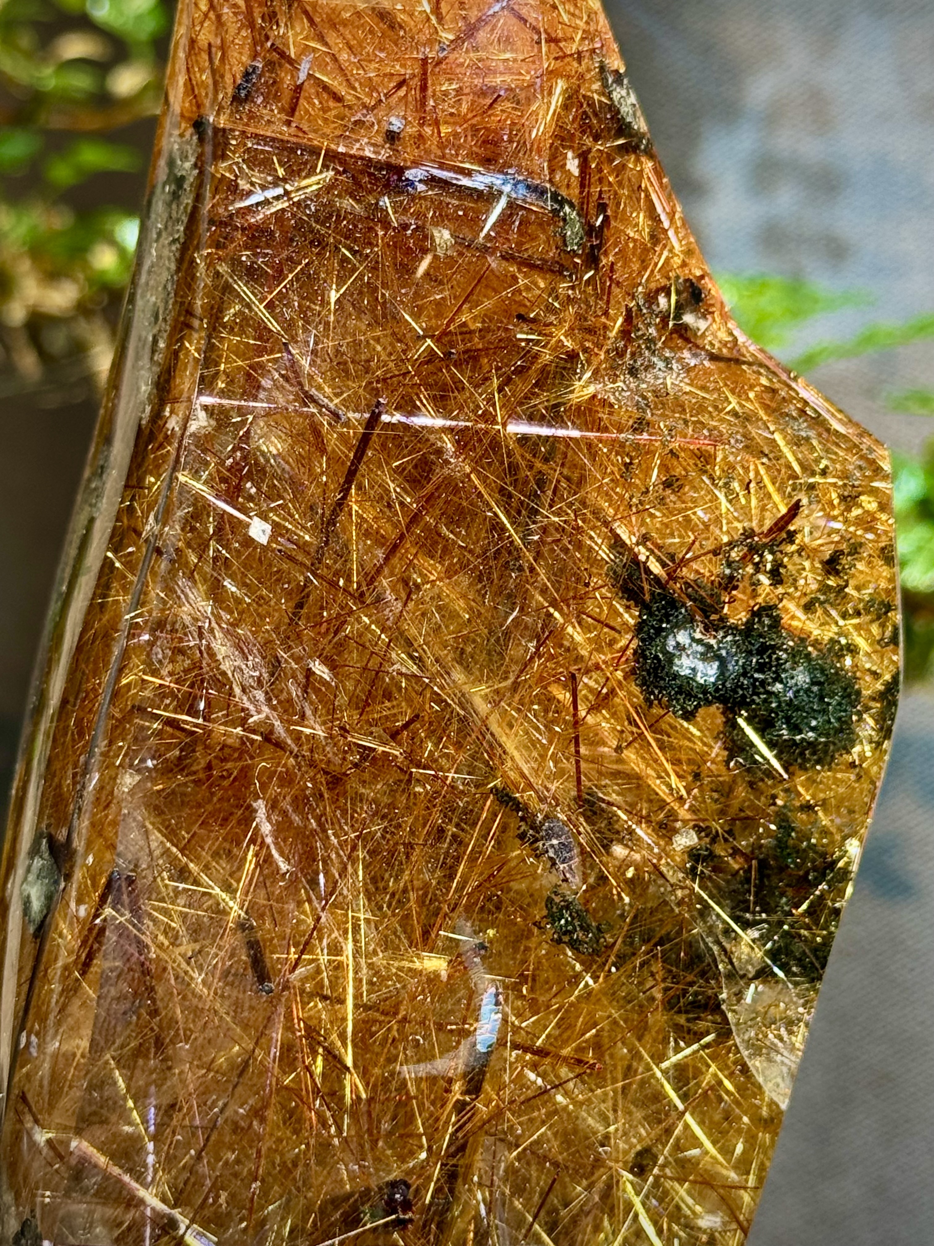 天花板紅銅鈦晶原石擺件 5804