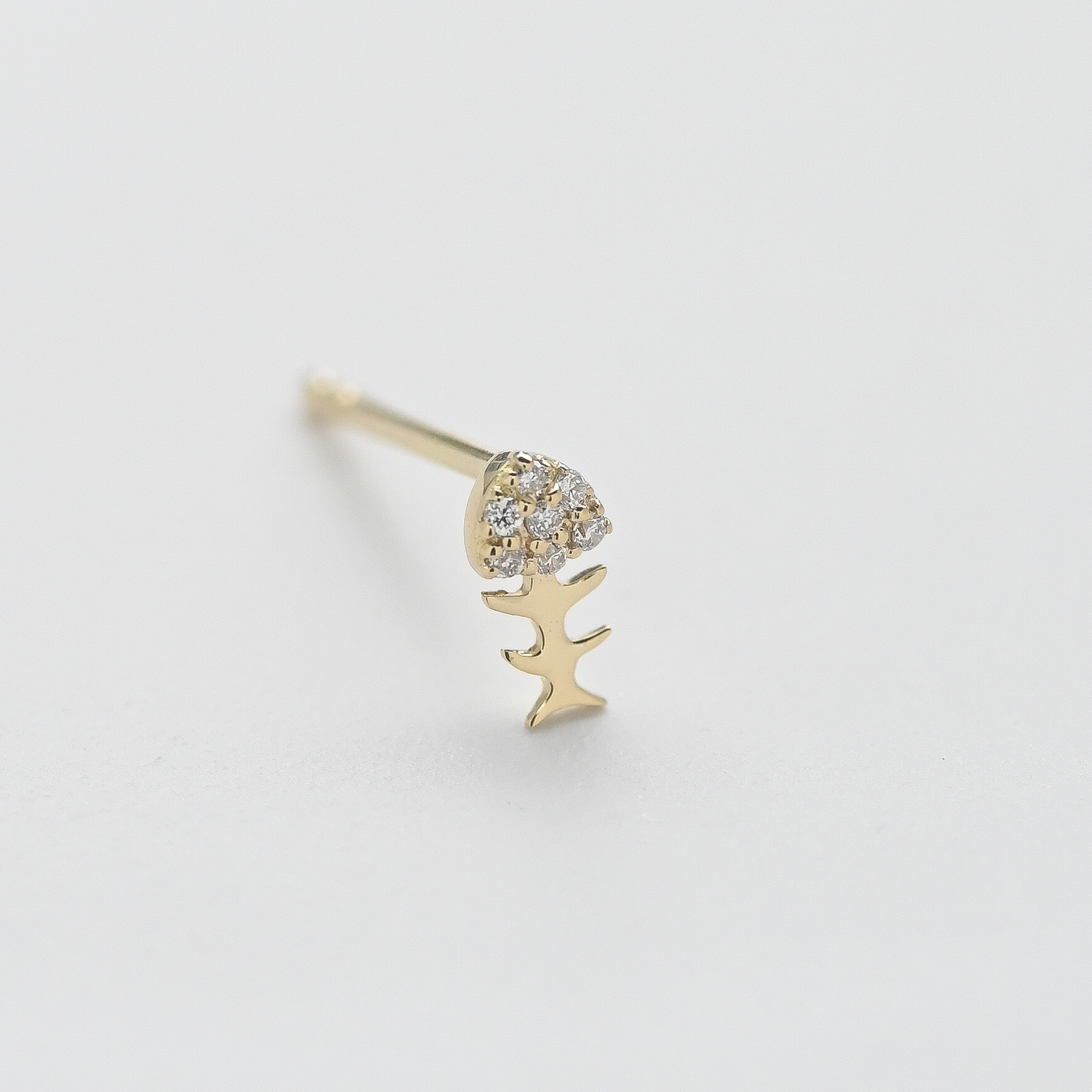 18K Fishbone Diamond Earring