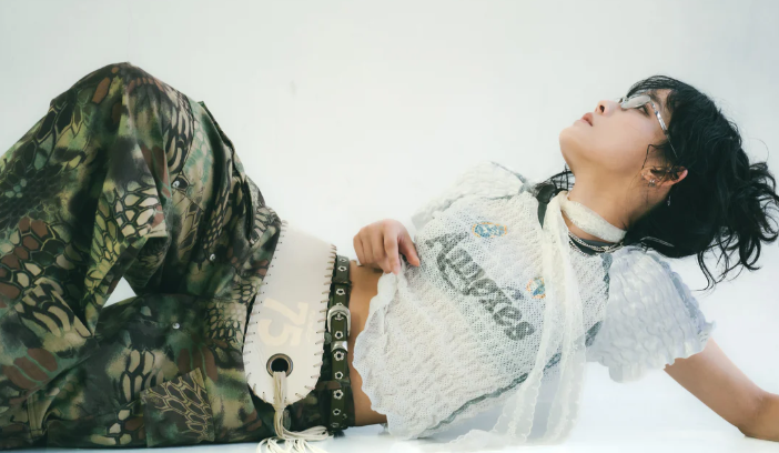 [現貨] Sense Wrinkles Printed Football Top White | L25-T04WH