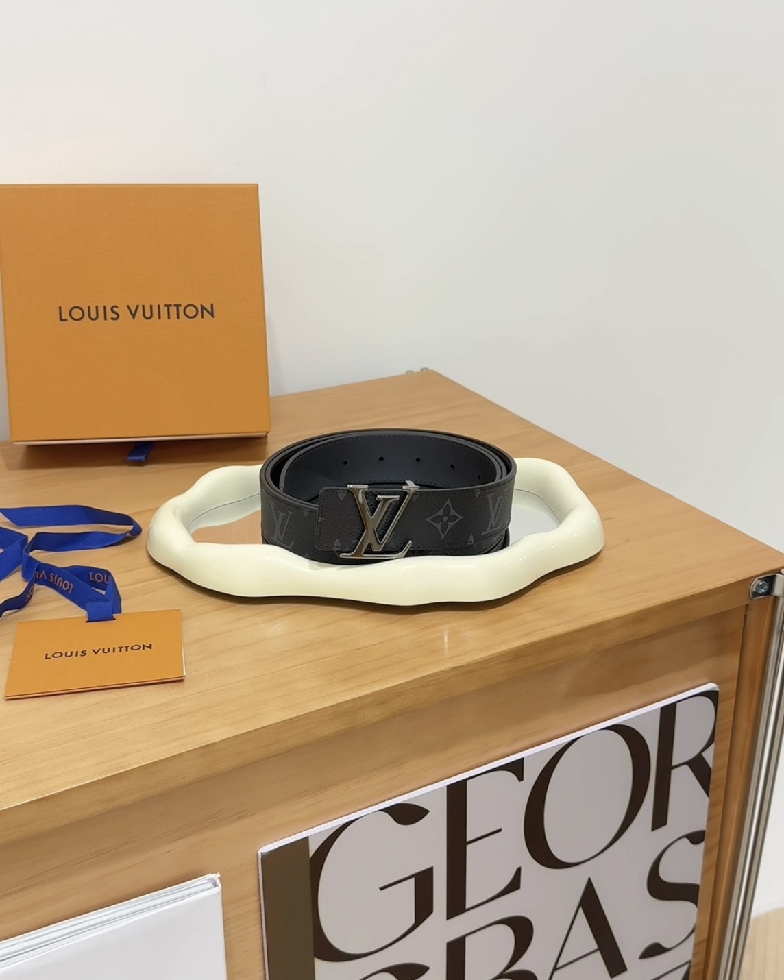 LV｜lnitiales 35毫米雙面皮帶 110公分 M4484U