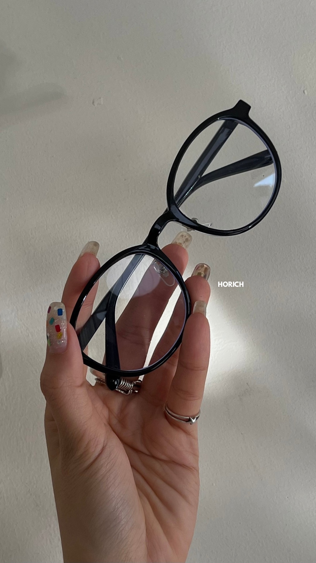 𝗝𝘂𝗻.𝟮𝟳/888-讓穿搭不無聊眼鏡(2色)/黑、豹紋