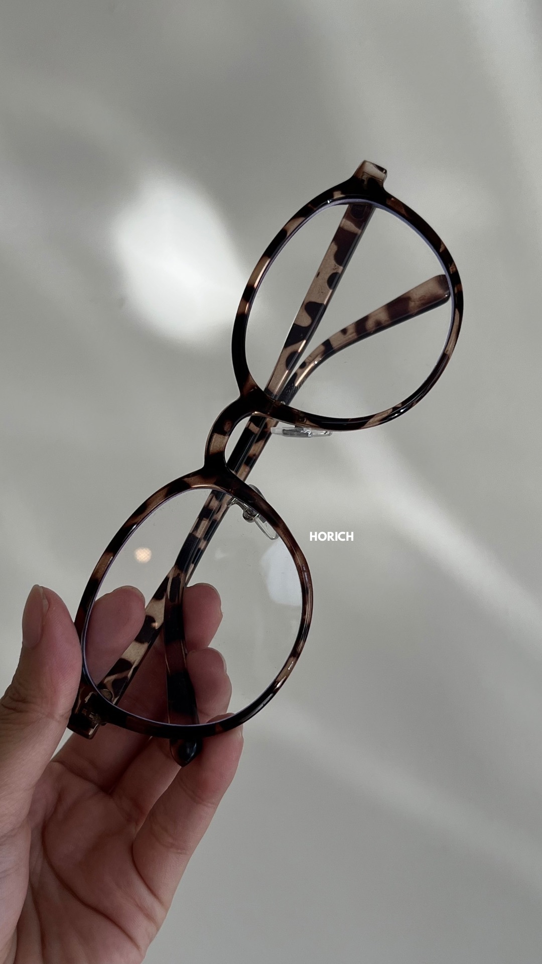 𝗝𝘂𝗻.𝟮𝟳/888-讓穿搭不無聊眼鏡(2色)/黑、豹紋