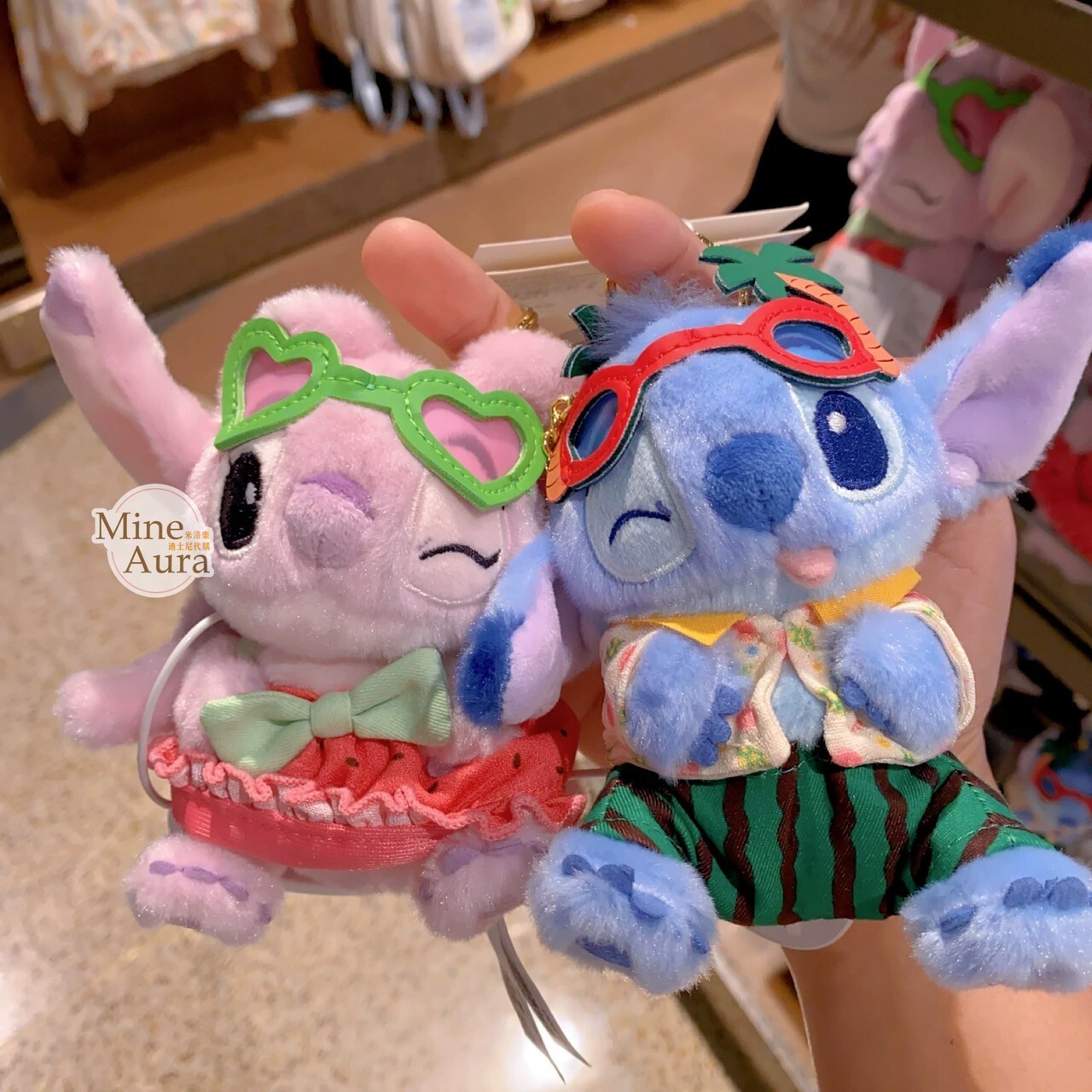 2025 史迪奇 Stitch 安琪拉 Angel 熱帶海灘 絨毛 鑰匙圈 吊飾 -上海迪士尼樂園