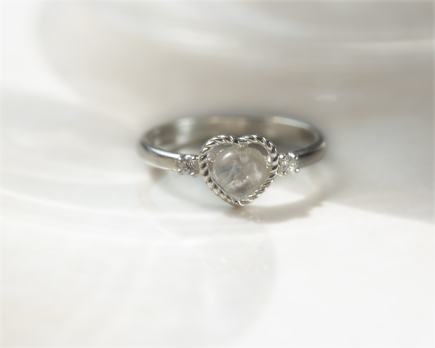 心動月光石 戒指