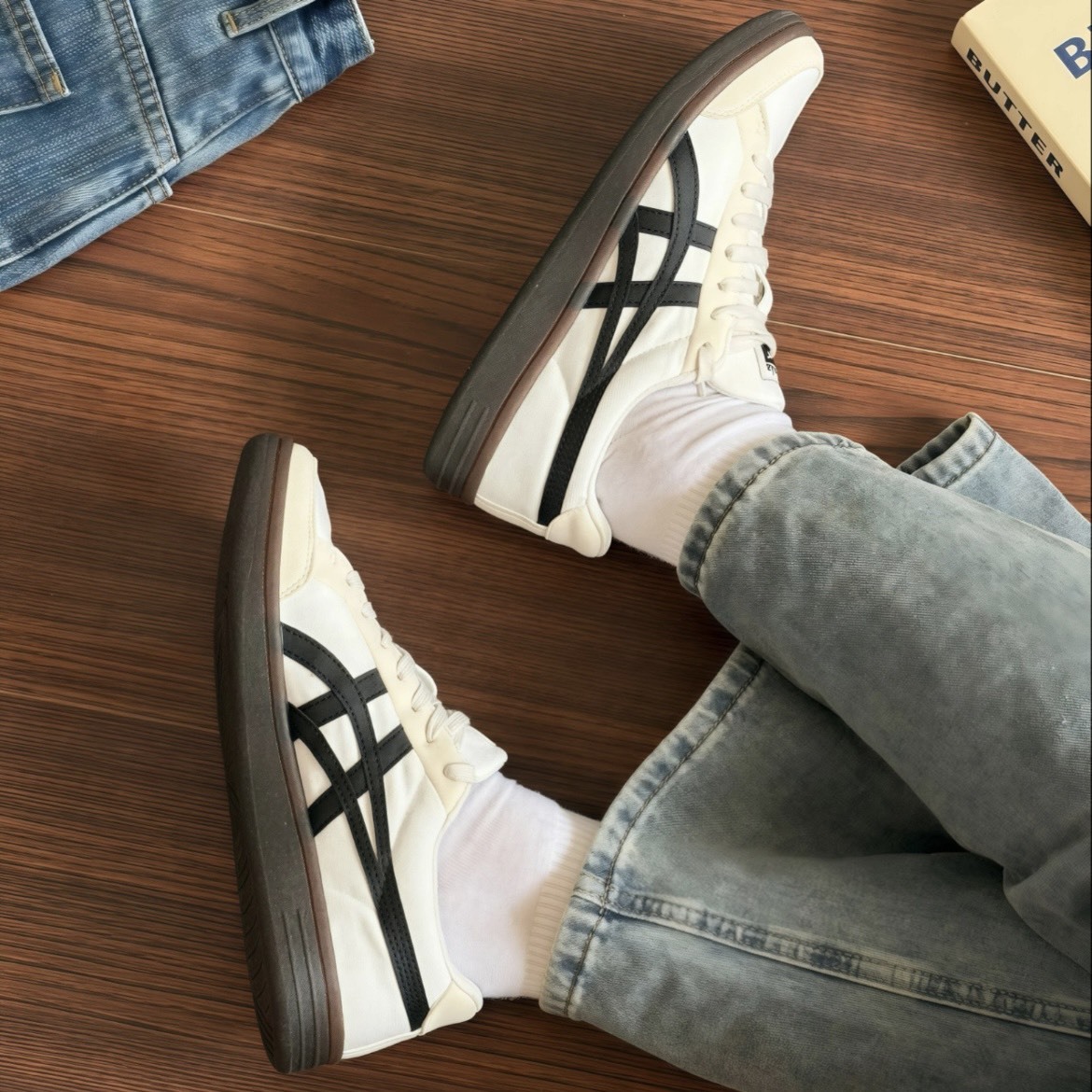 「SS預購」Onitsuka Tiger 鬼塚虎 Advanti 舒適百搭 防滑耐磨 板鞋 男女同款 米白黑 1183B799-101