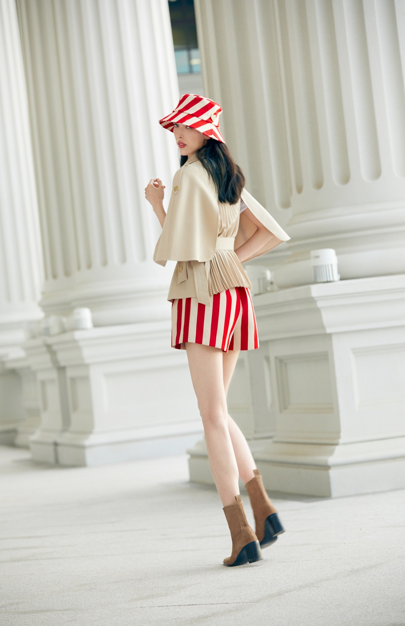 BC1PB011B1 濱海風情經典紅線條短褲