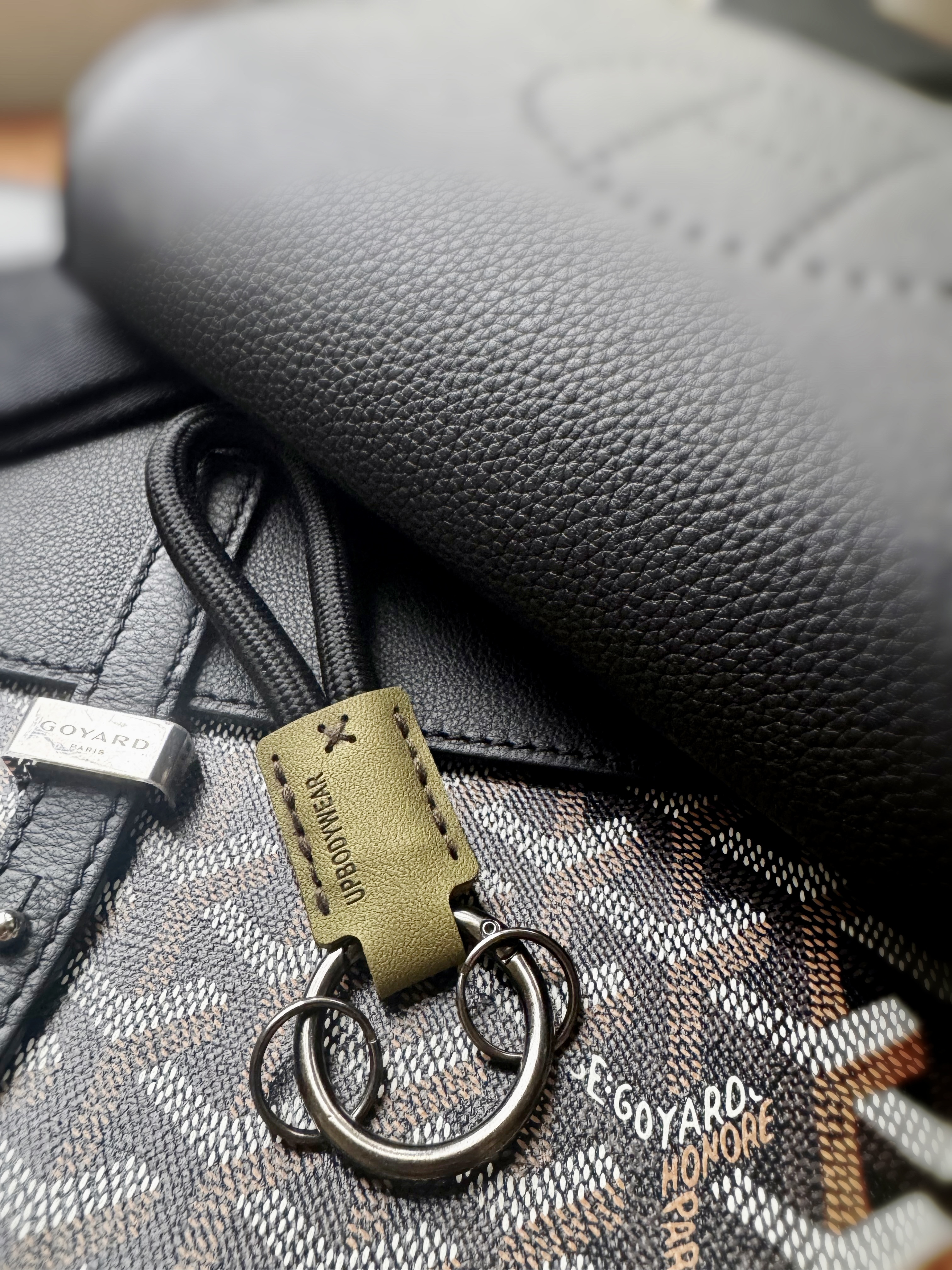 Upbodywear 皮革匙扣 - 軍綠