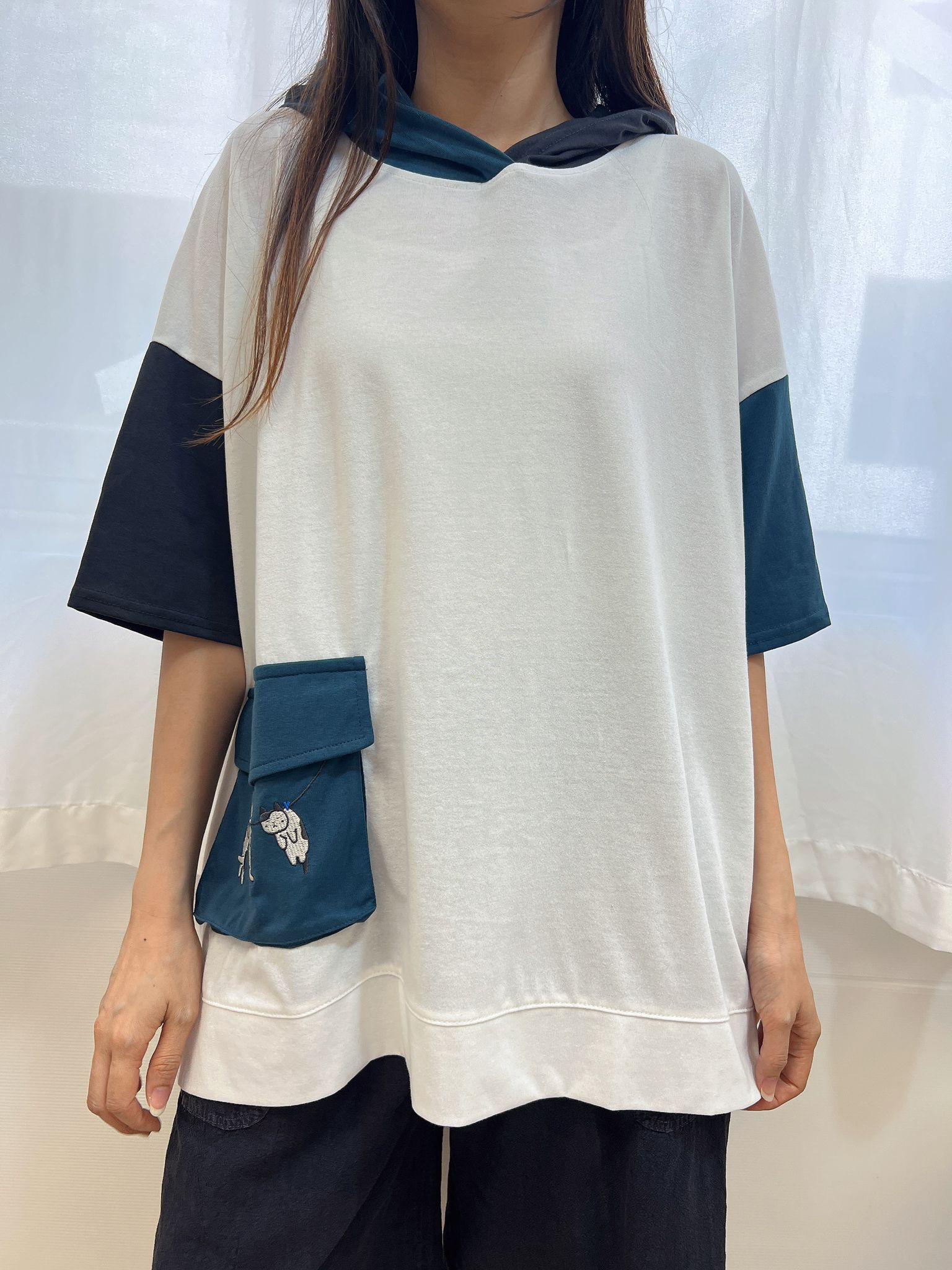 CA有袋貓刺繡TOP