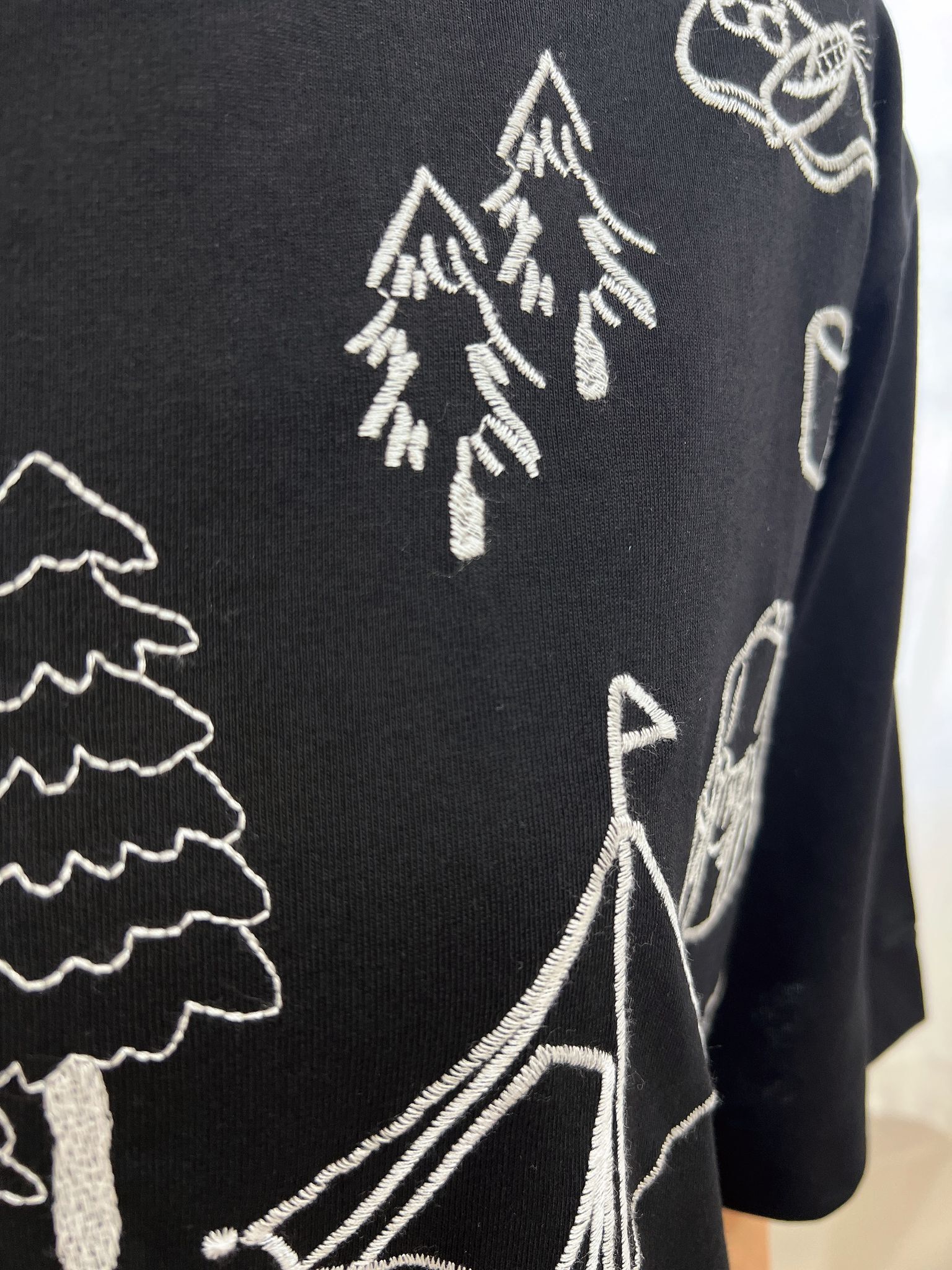 TE 露營刺刺繡 TEE