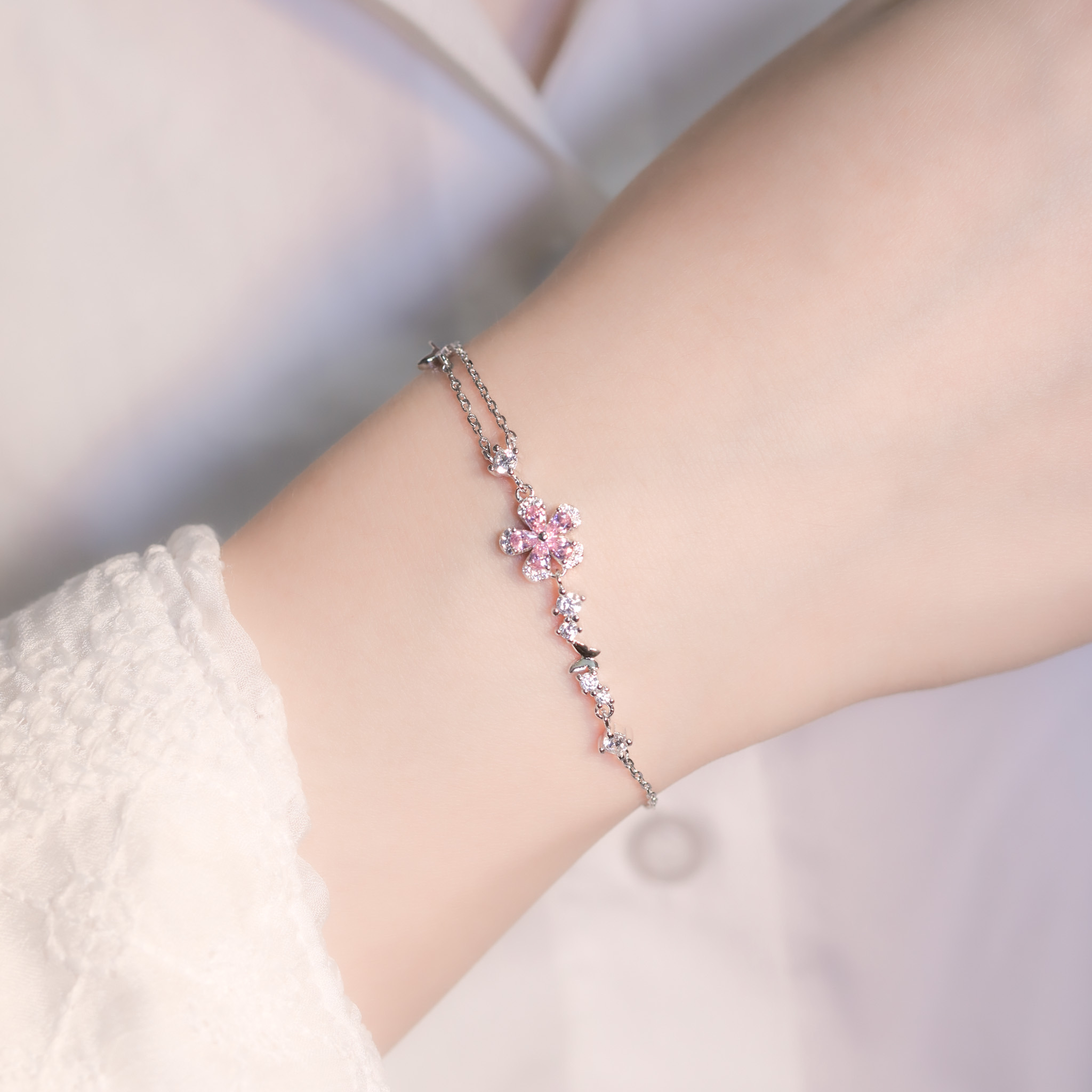 | 925純銀・厚鍍白金 | 漫櫻說手鏈 | BR1364 |