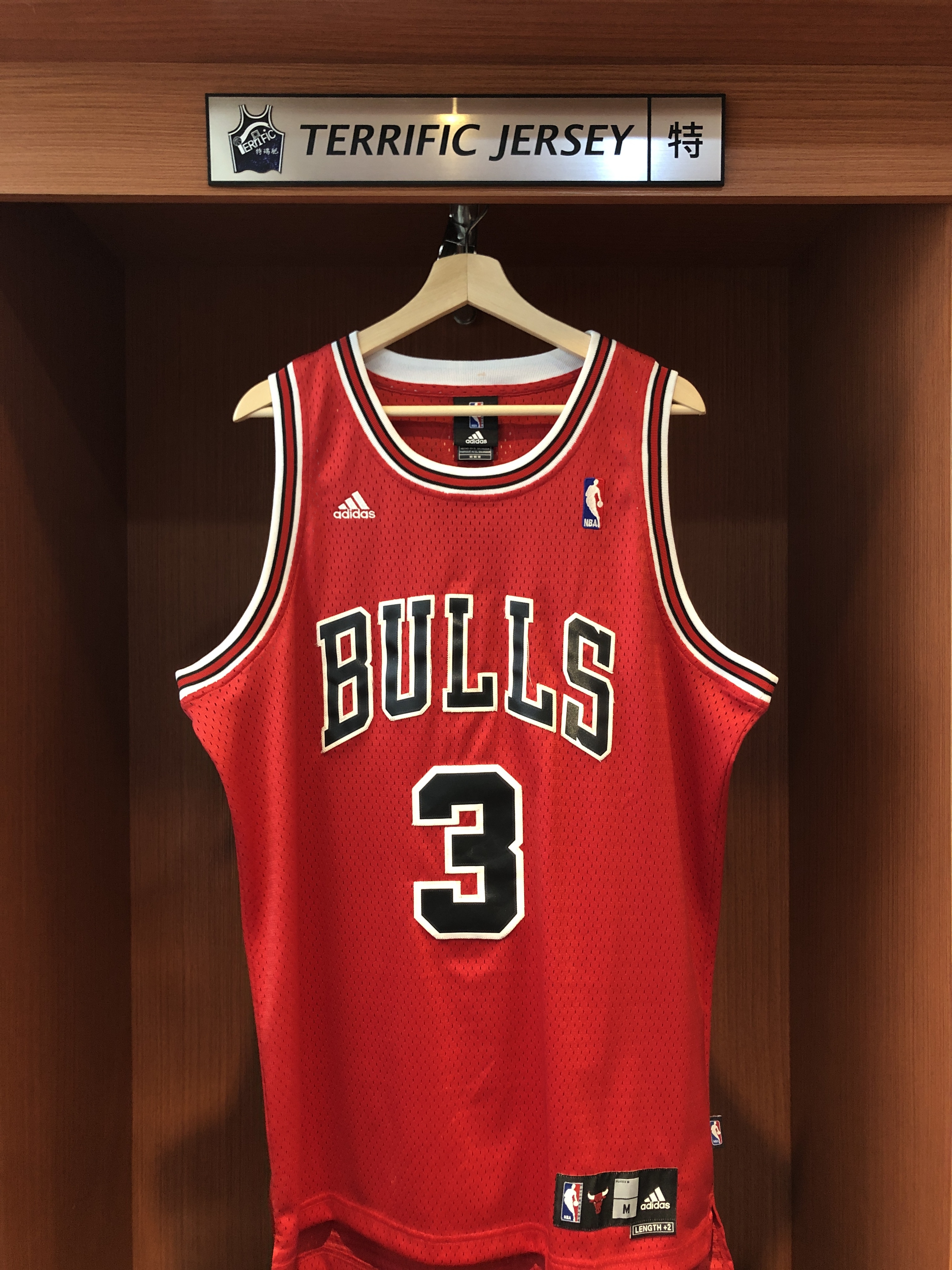 NBA球衣 二手 Ben Wallace 芝加哥公牛 客場紅 Adidas Swingman 球迷版 電繡 衣況如圖 請詳細參閱