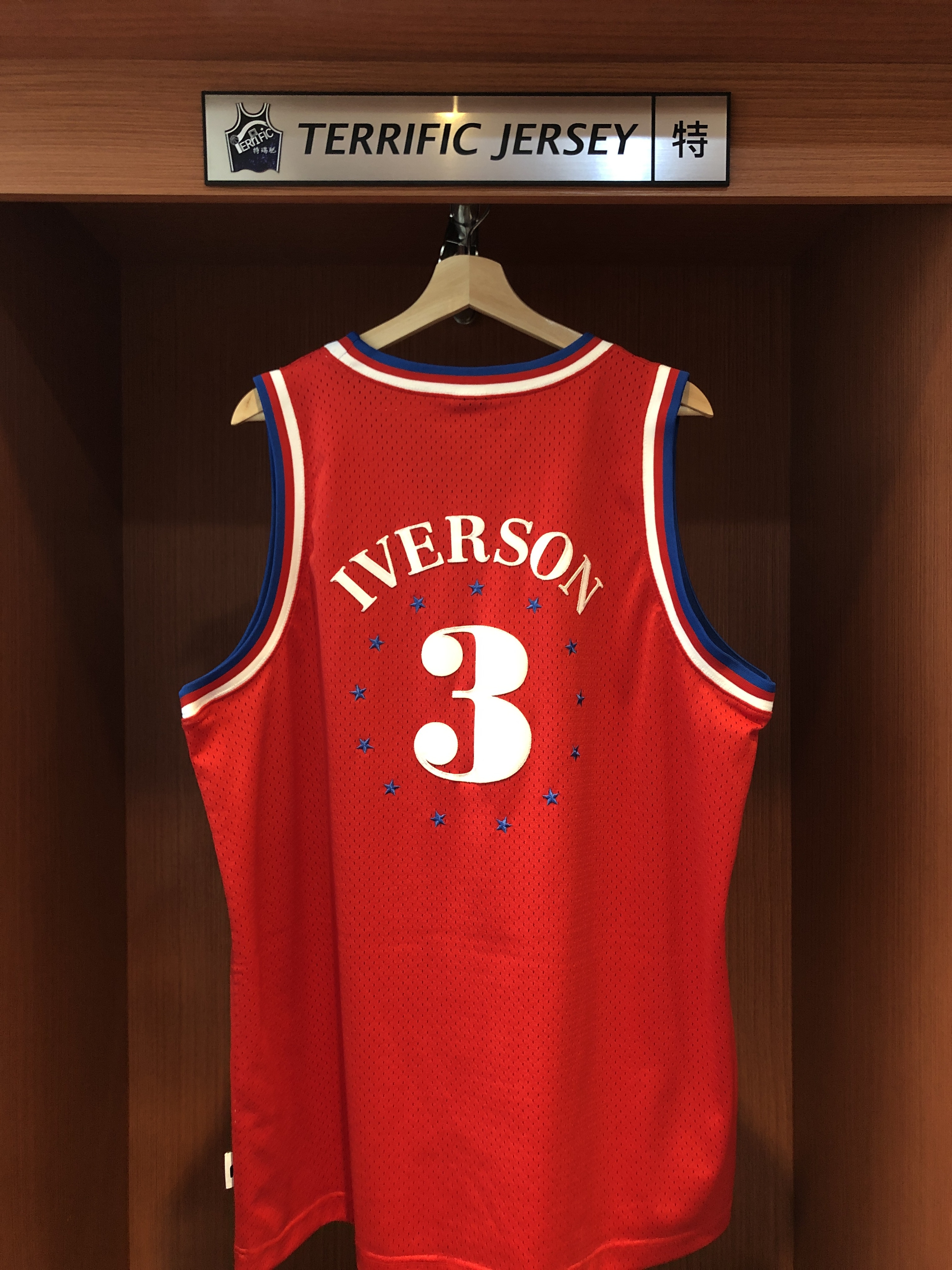 NBA球衣 二手 Allen Iverson 費城七六人 紅13星 Nike Swingman 球迷版 電繡 衣況如圖 請詳細參閱