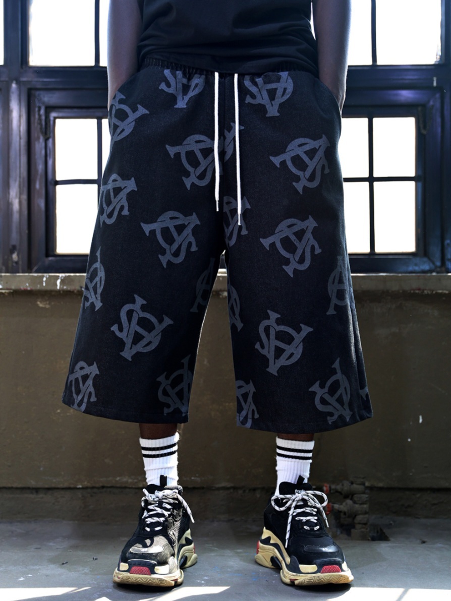 字母百慕達牛仔褲